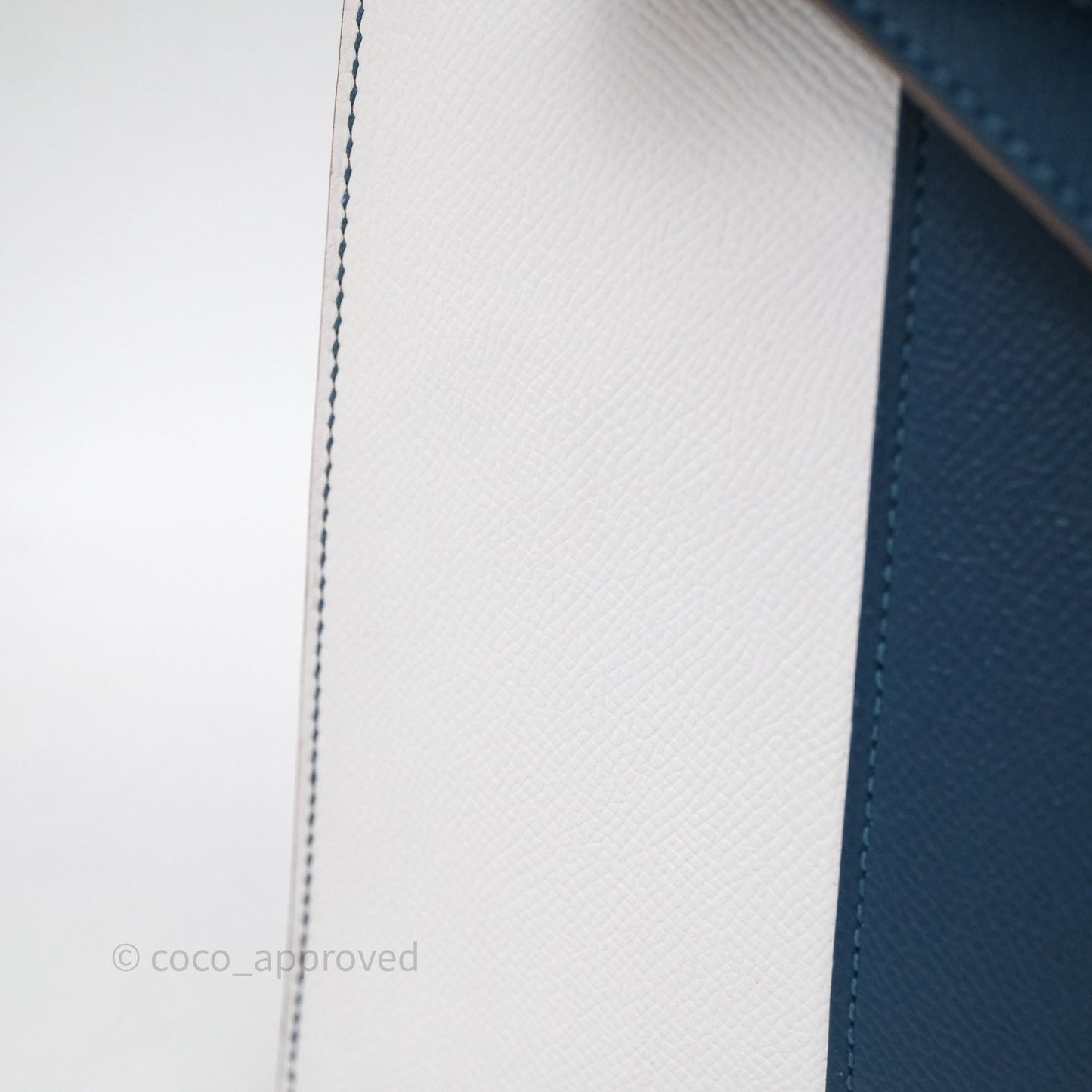 Hermès Kelly 32 Sellier Bleu Thalassa 7A/ White Epsom Palladium Hardware