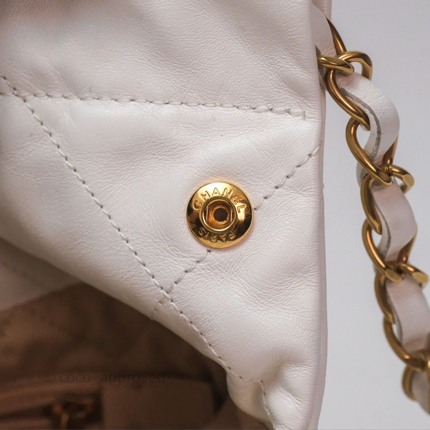 Chanel 22 Small White Shiny Calfskin Aged Gold Hardware