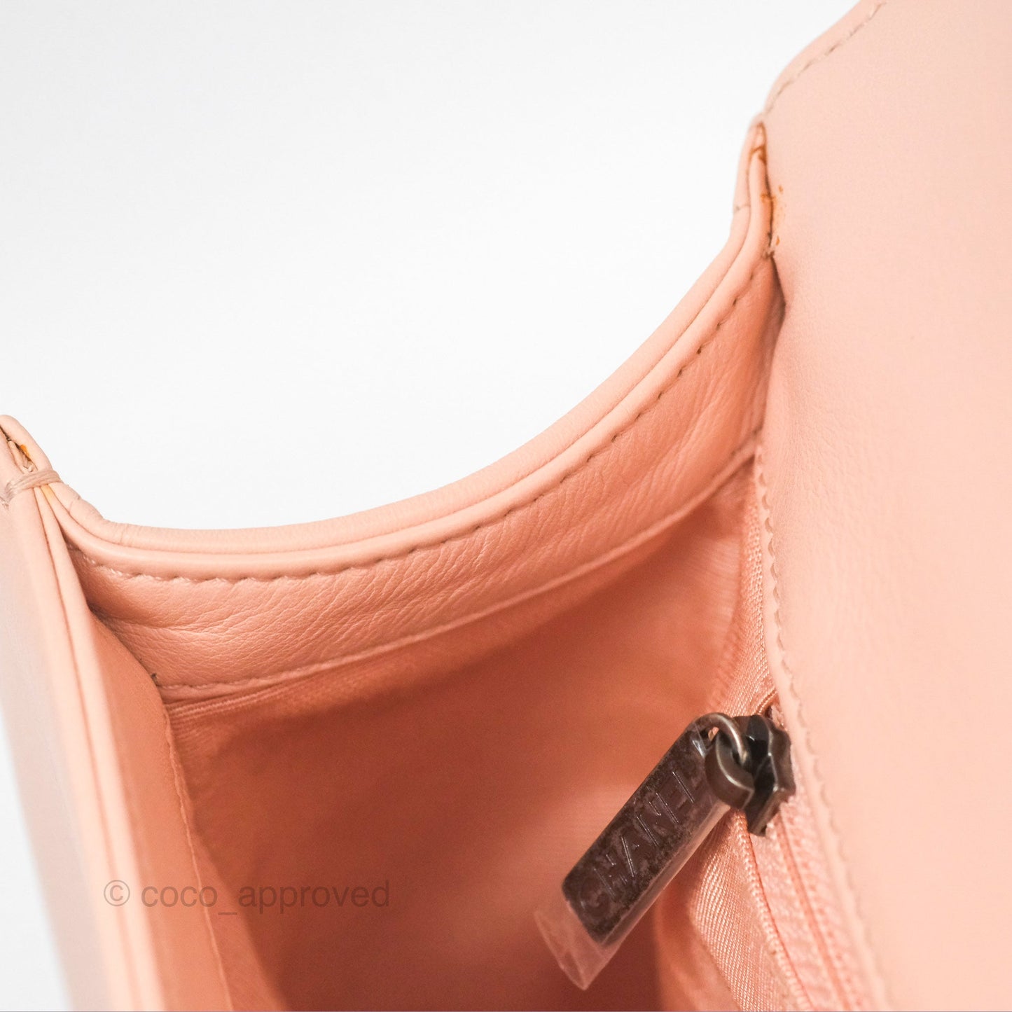 Chanel Quilted New Medium Boy Pink Lambskin Ruthenium Hardware