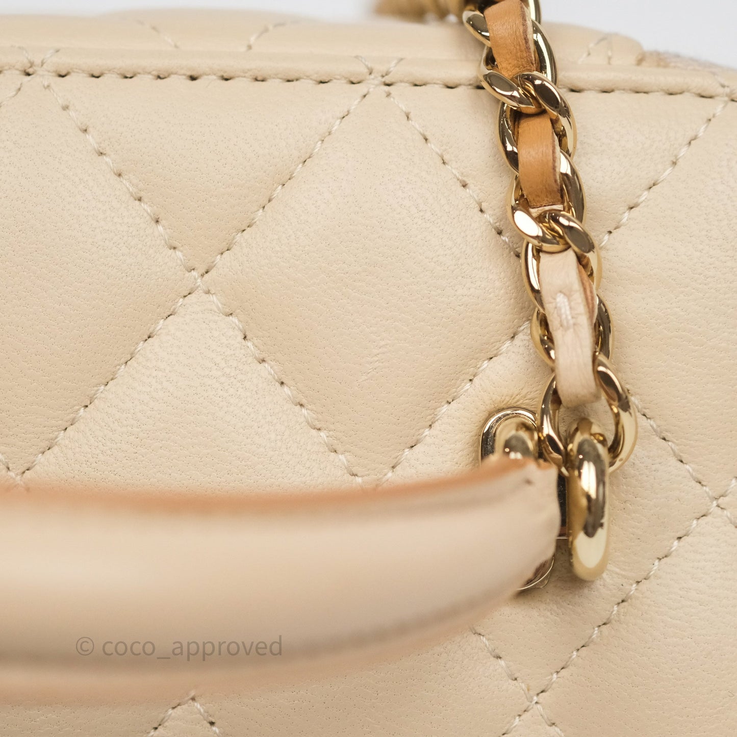 Chanel Vanity Rectangular Top Handle Ecru/Beige Lambskin Gold Hardware 23P