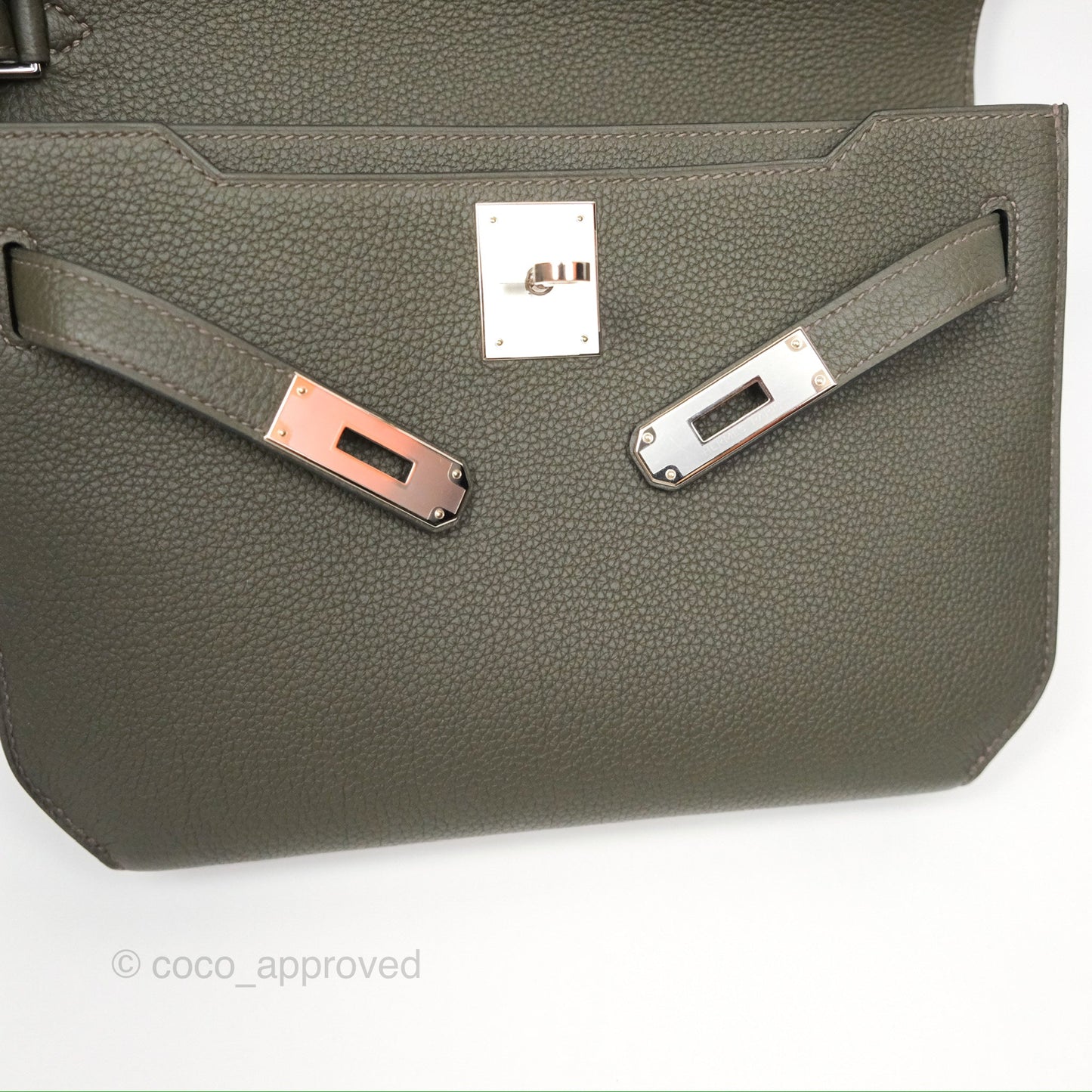 Hermès Kelly Depeches 25 Pouch Vert De Gris Togo