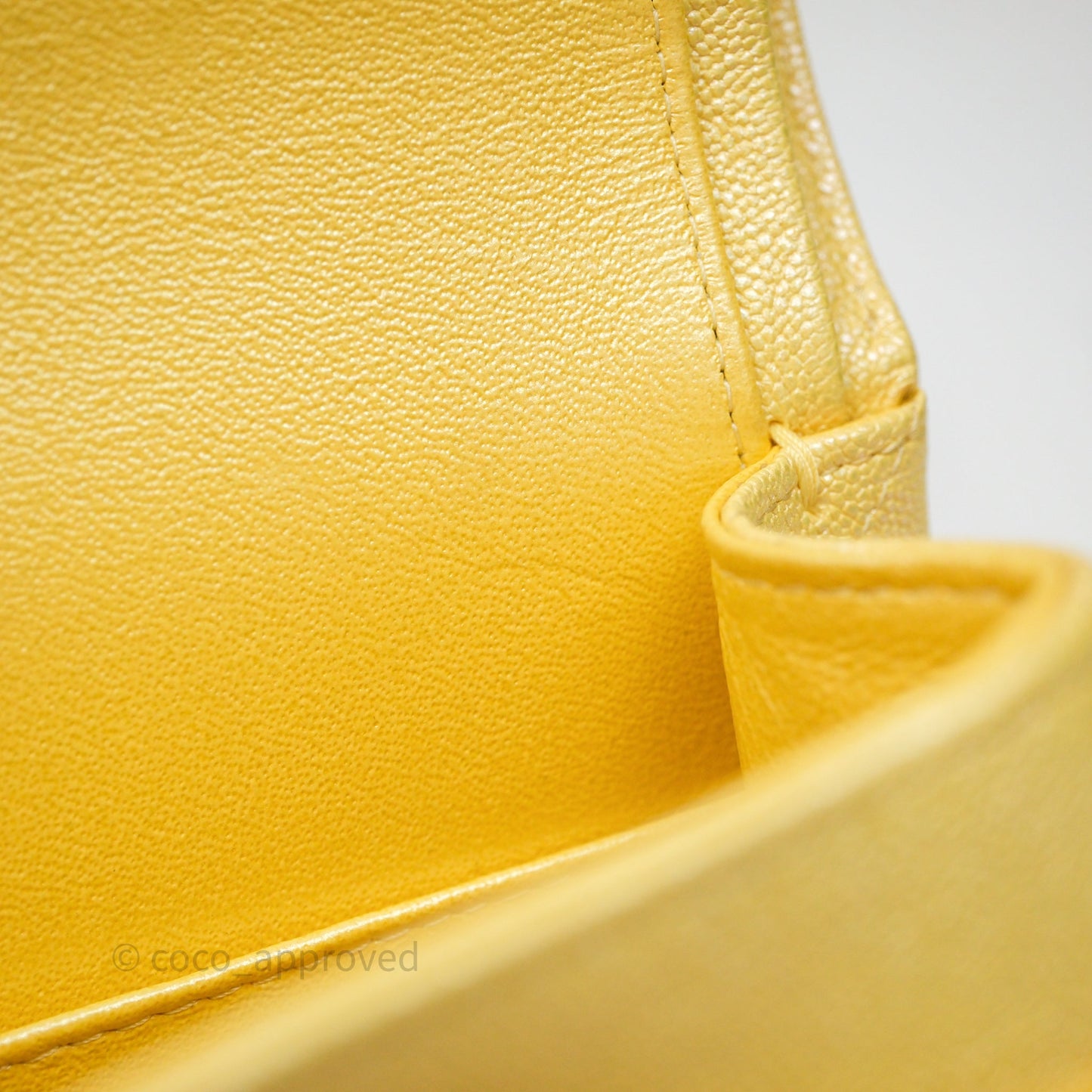 Chanel Classic M/L Medium Flap Quilted Iridescent Yellow Caviar Gold Hardware