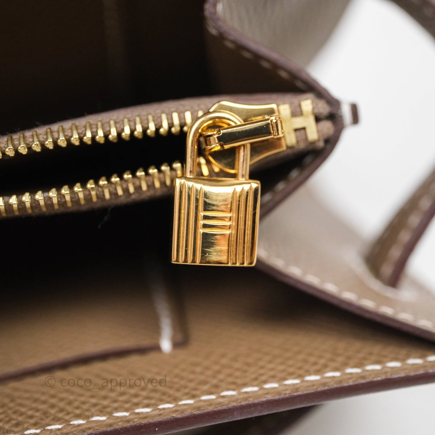 Hermès Kelly To Go Wallet Etoupe 18 Epsom Gold Hardware