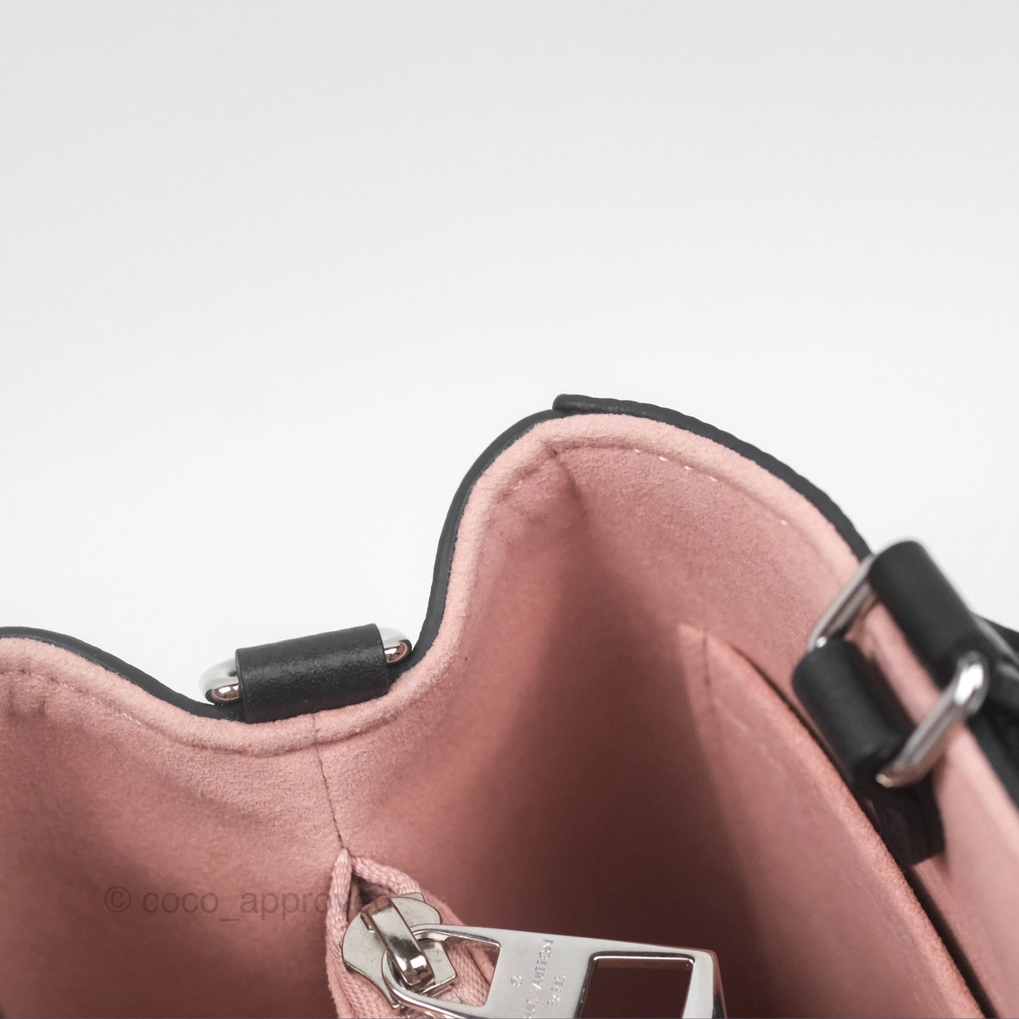 Louis Vuitton Marelle Tote BB Black