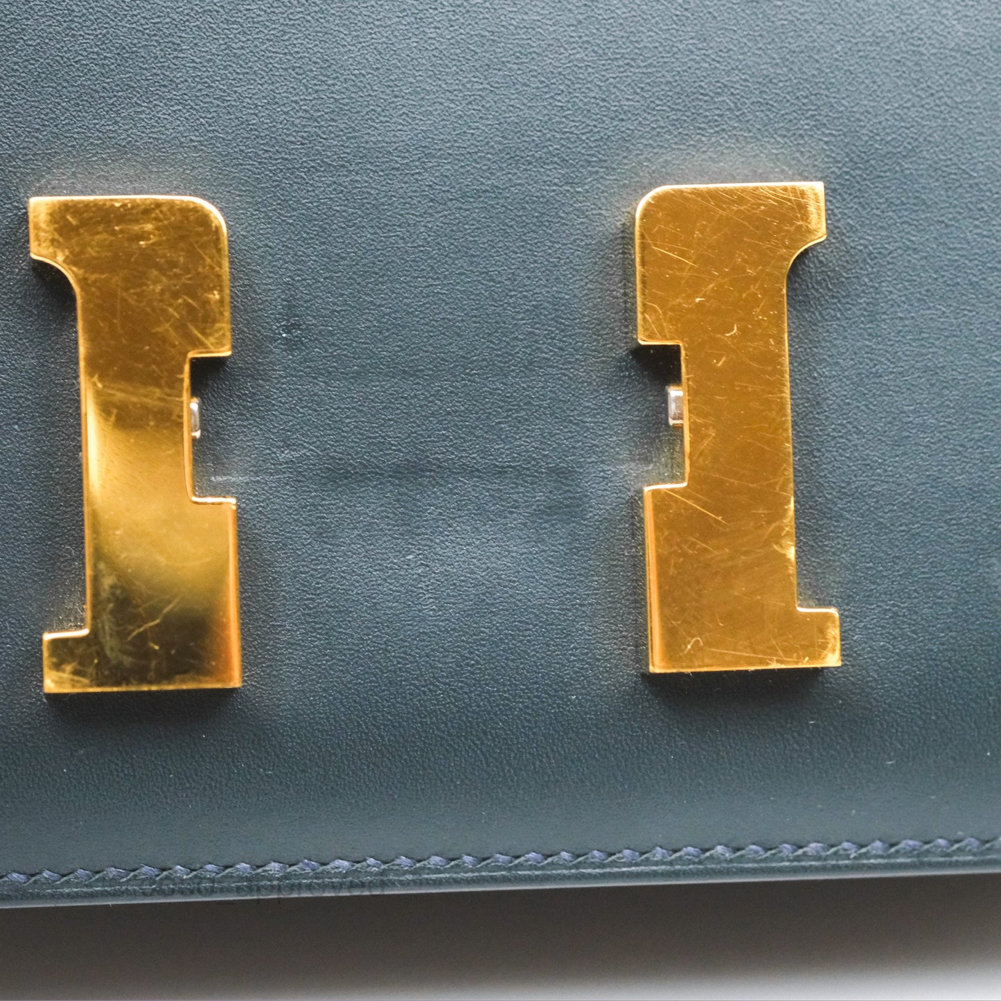 Hermès Constance Mini 18cm Veau Rousseau Veau Monsieur Gold Hardware