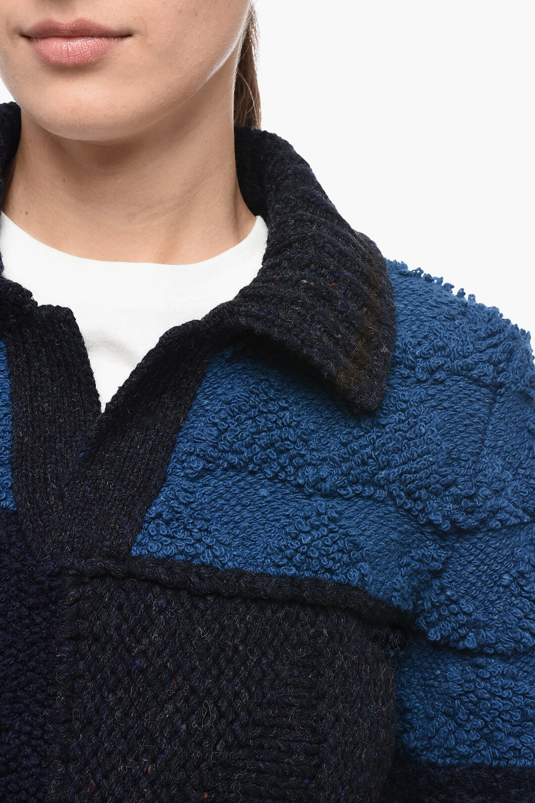 Luxury Bottega Veneta Polo Neck Wool Crop Pullover
