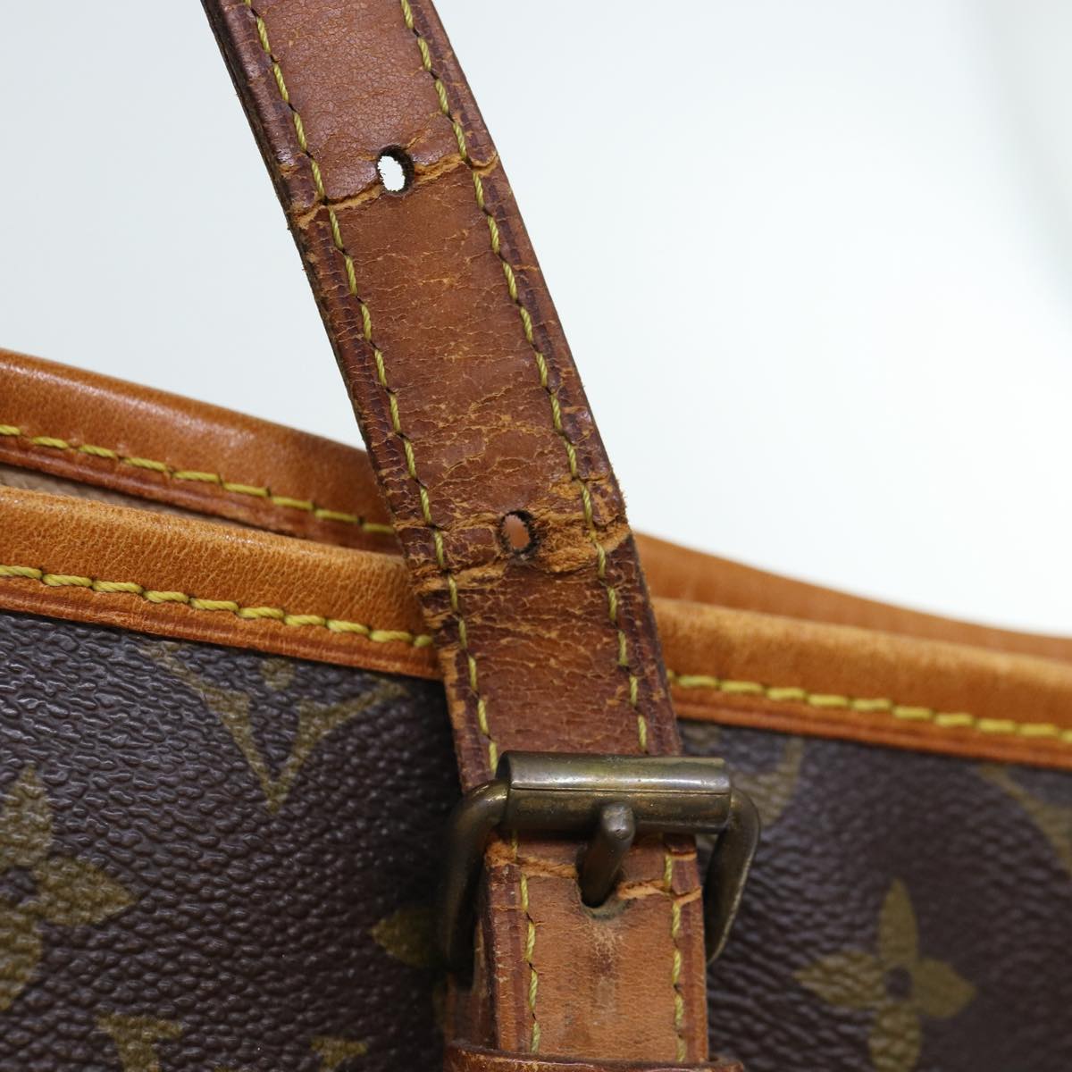 LOUIS VUITTON Monogram Bucket GM Shoulder Bag M42236 LV 74078