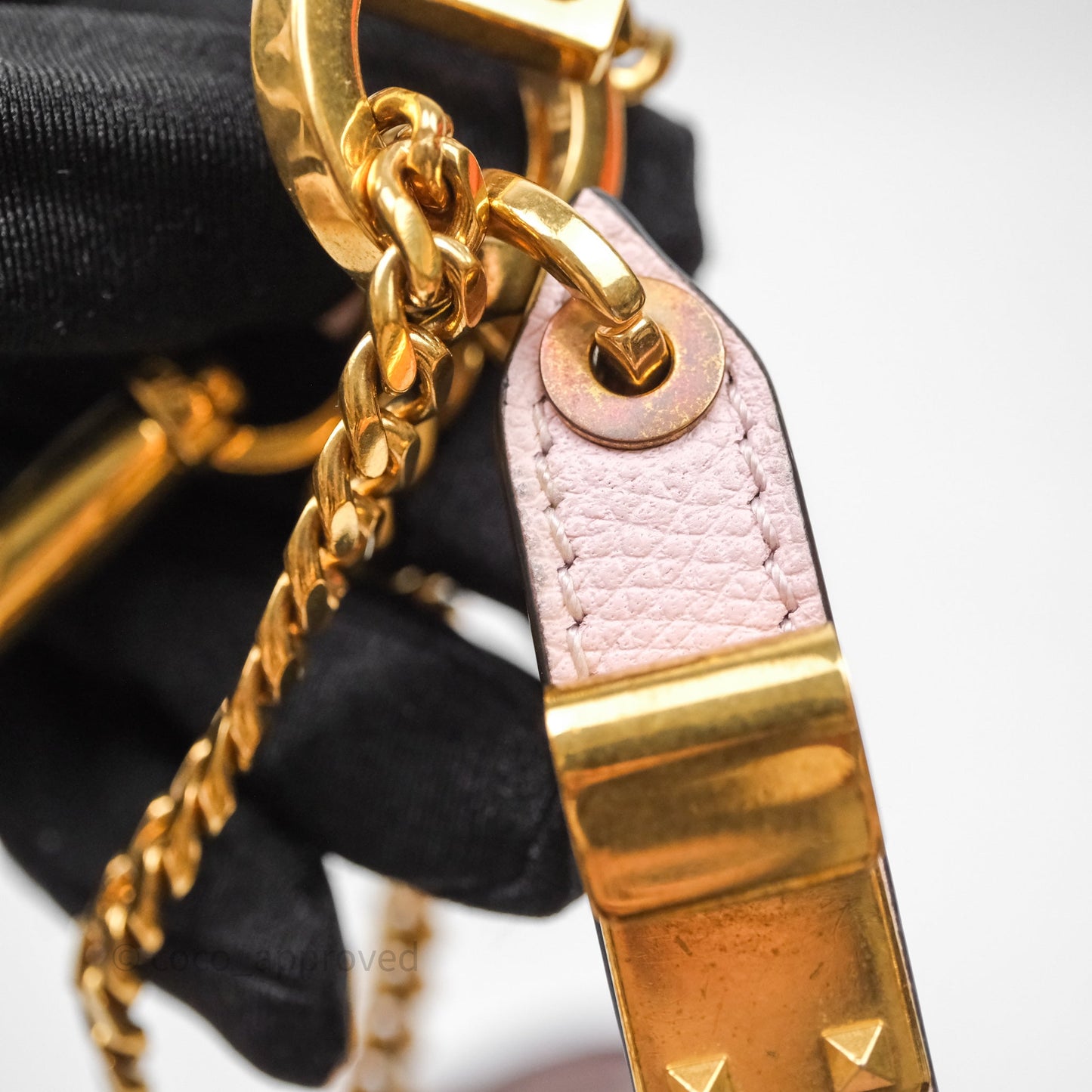 Valentino Garavani Small Vsling Grainy Calfskin Bag Light Pink Aged Gold Hardware