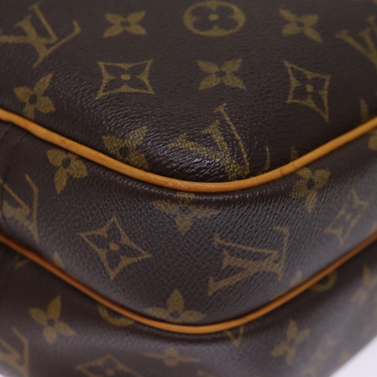 LOUIS VUITTON Monogram Reporter PM Shoulder Bag M45254 LV 74136