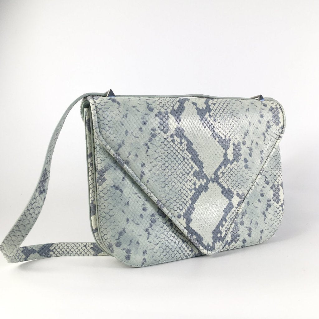 Luxury Bottega Veneta Mount Python Envelope Bag