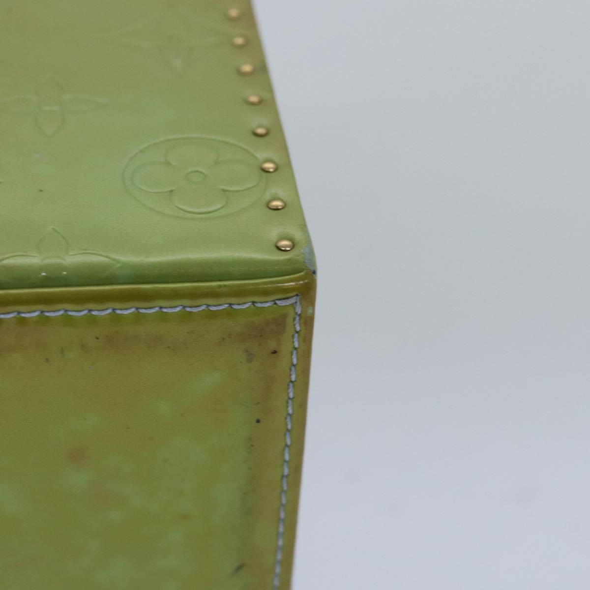 LOUIS VUITTON Monogram Vernis Bleecker Pouch Baby Blue M91003 LV 74267