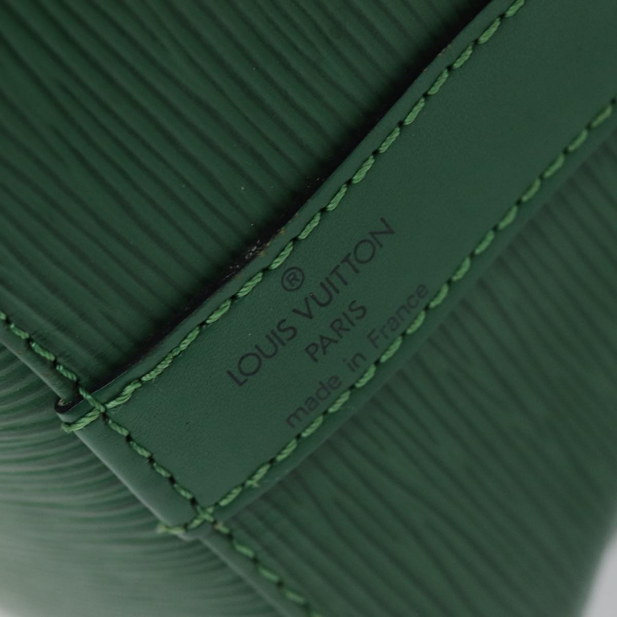 LOUIS VUITTON Epi Petit Noe Shoulder Bag Green M44104 LV 74295