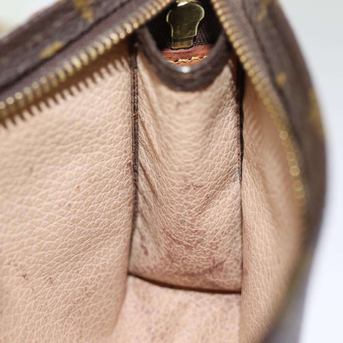 LOUIS VUITTON Monogram Poche Toilette 15 Pouch M47546 LV 74329