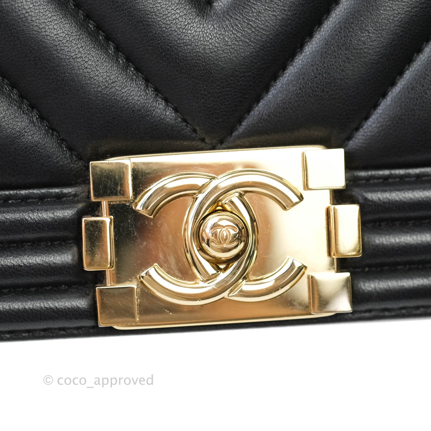 Chanel Boy Chevron Medium Black Lambskin Gold Hardware