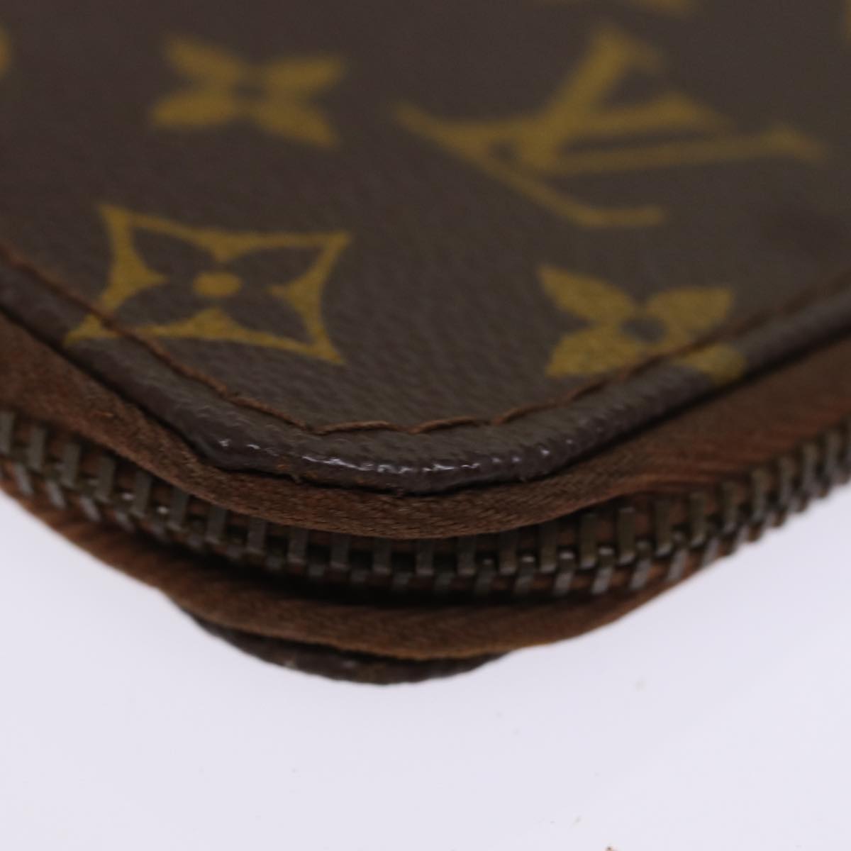 LOUIS VUITTON Monogram Passport Case LV 74332
