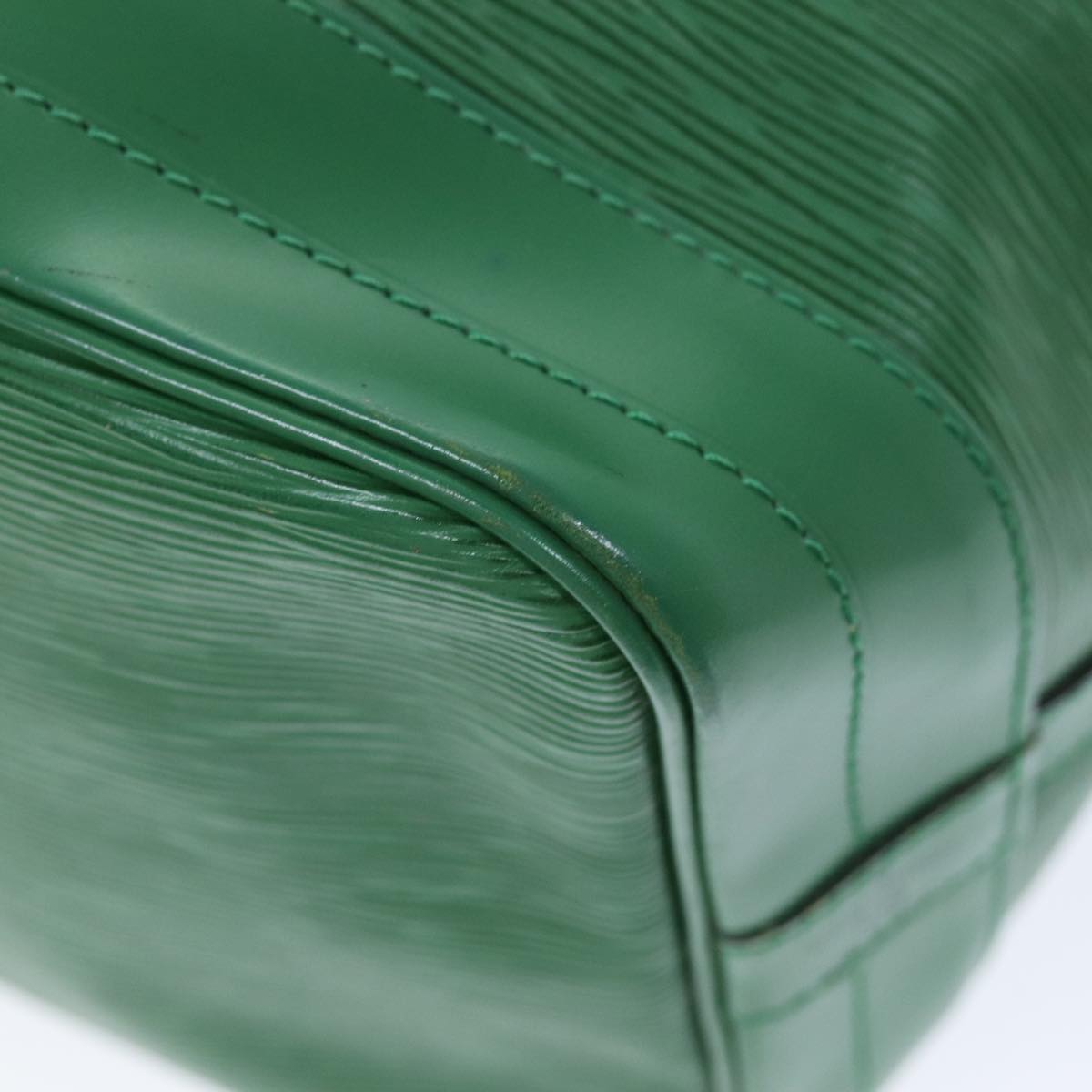 LOUIS VUITTON Epi Noe Shoulder Bag Green M44004 LV 74374
