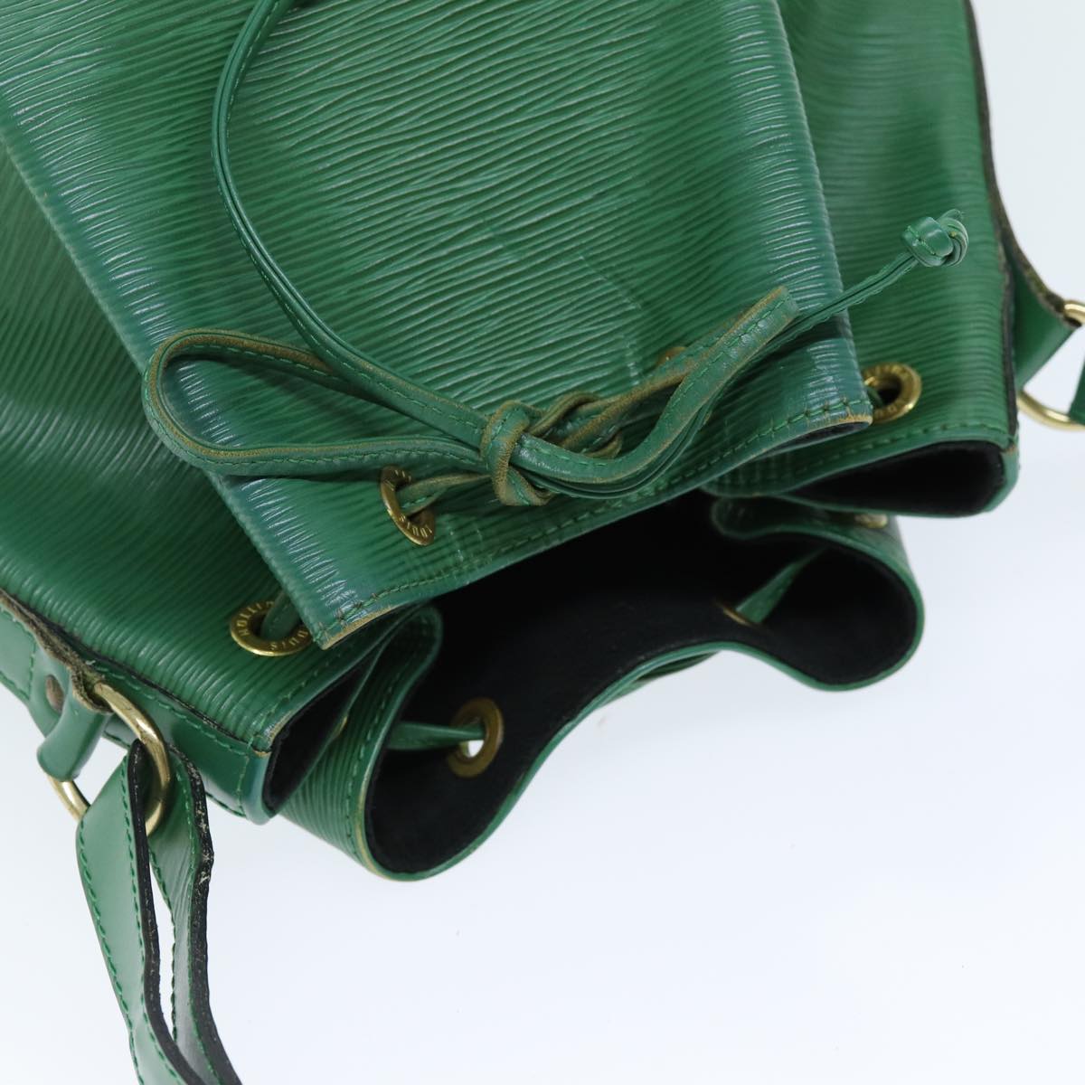 LOUIS VUITTON Epi Noe Shoulder Bag Green M44004 LV 74374