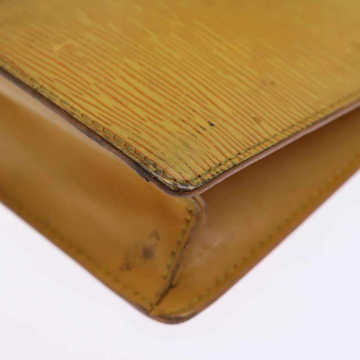 LOUIS VUITTON Epi Serie Dragonne Clutch Bag Winnipeg Beige M52616 LV 74445
