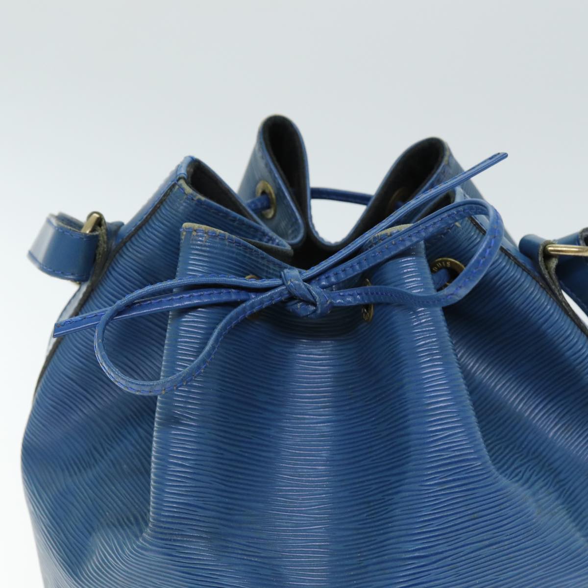 LOUIS VUITTON Epi Petit Noe Shoulder Bag Blue M44105 LV 74515