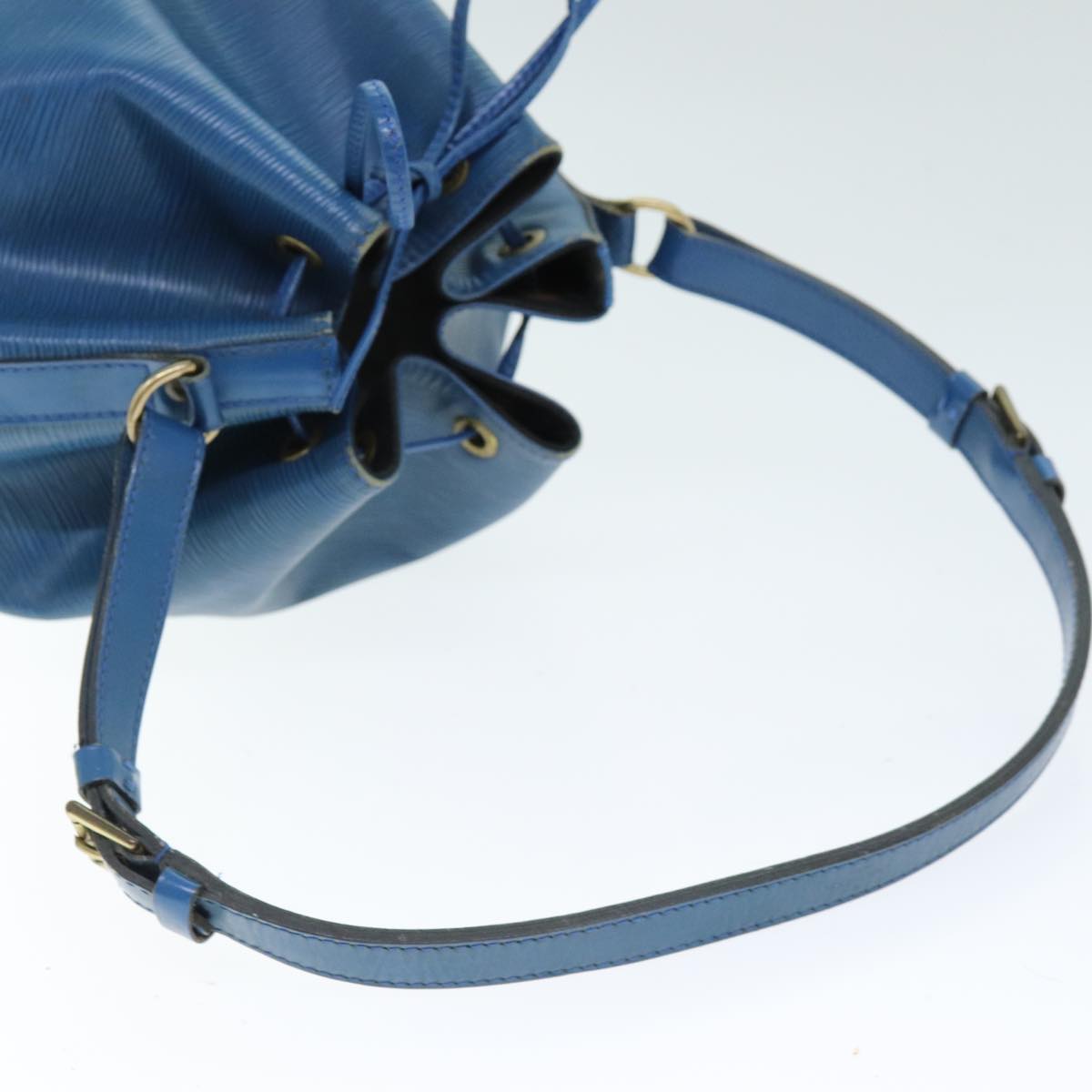 LOUIS VUITTON Epi Petit Noe Shoulder Bag Blue M44105 LV 74515