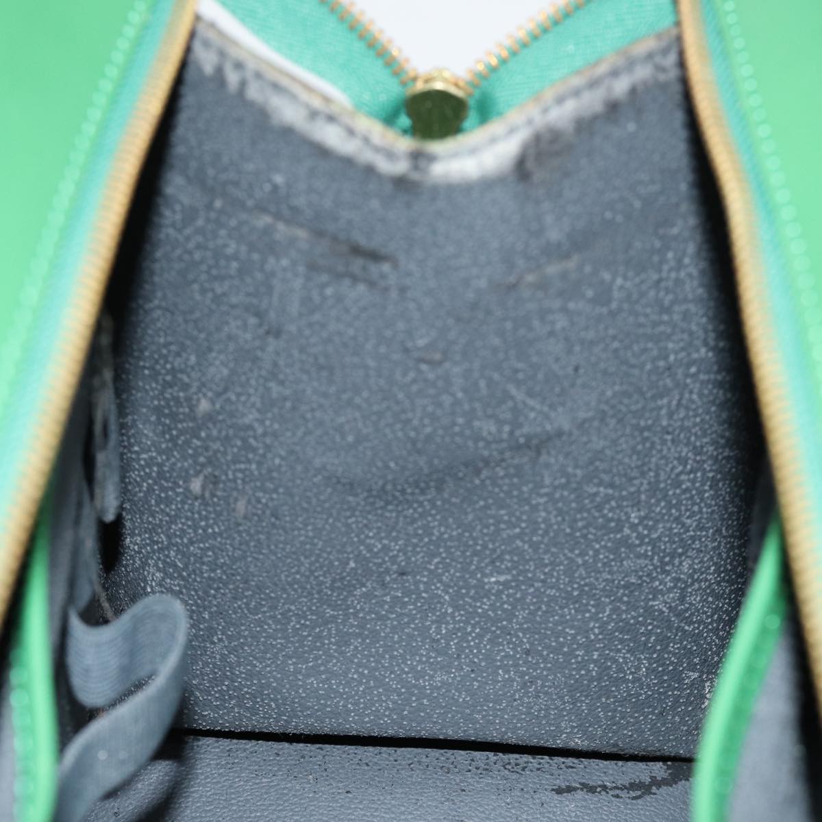 LOUIS VUITTON Epi Riviera Hand Bag Green M48184 LV 74520