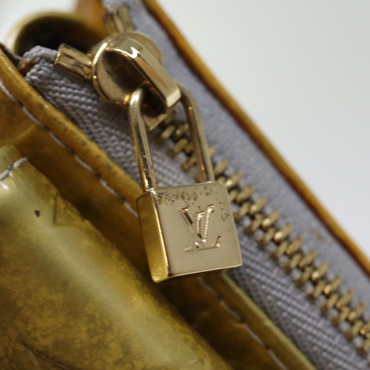 LOUIS VUITTON Monogram Vernis Motto Accessory Pouch Gris M91030 LV 74697
