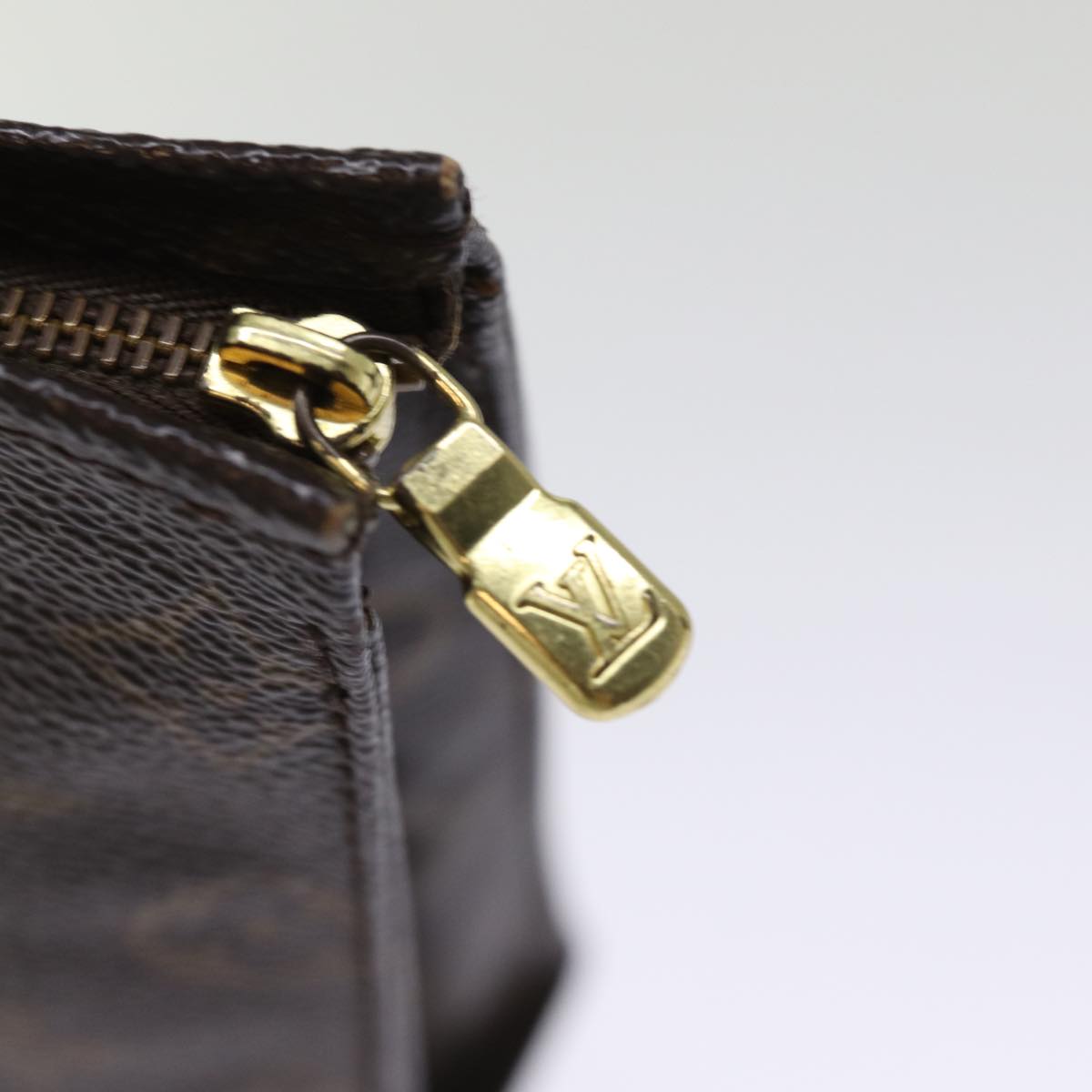 LOUIS VUITTON Monogram Poche Toilette 26 Pouch M47542 LV 74719