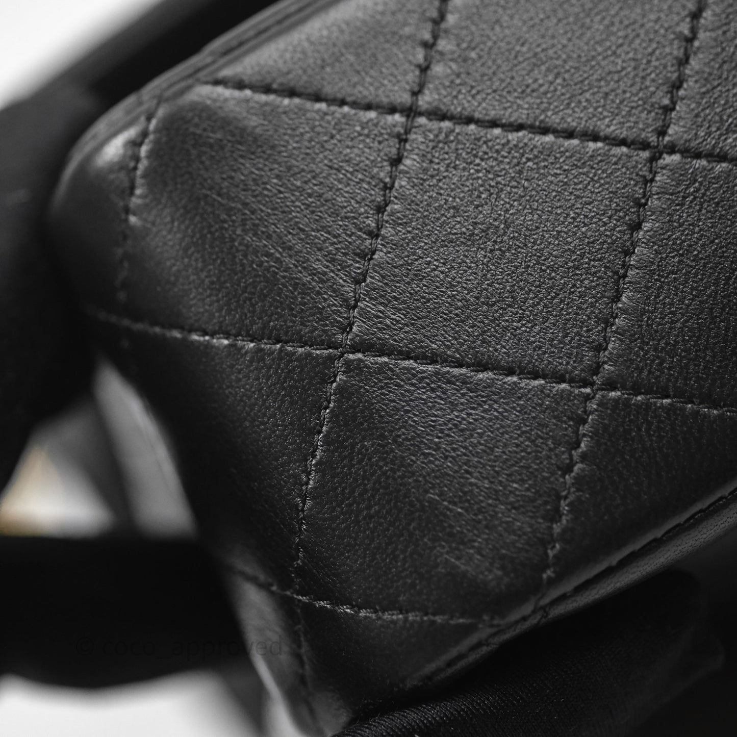 Chanel Classic M/L Medium Flap Quilted Black Lambskin Gold Hardware
