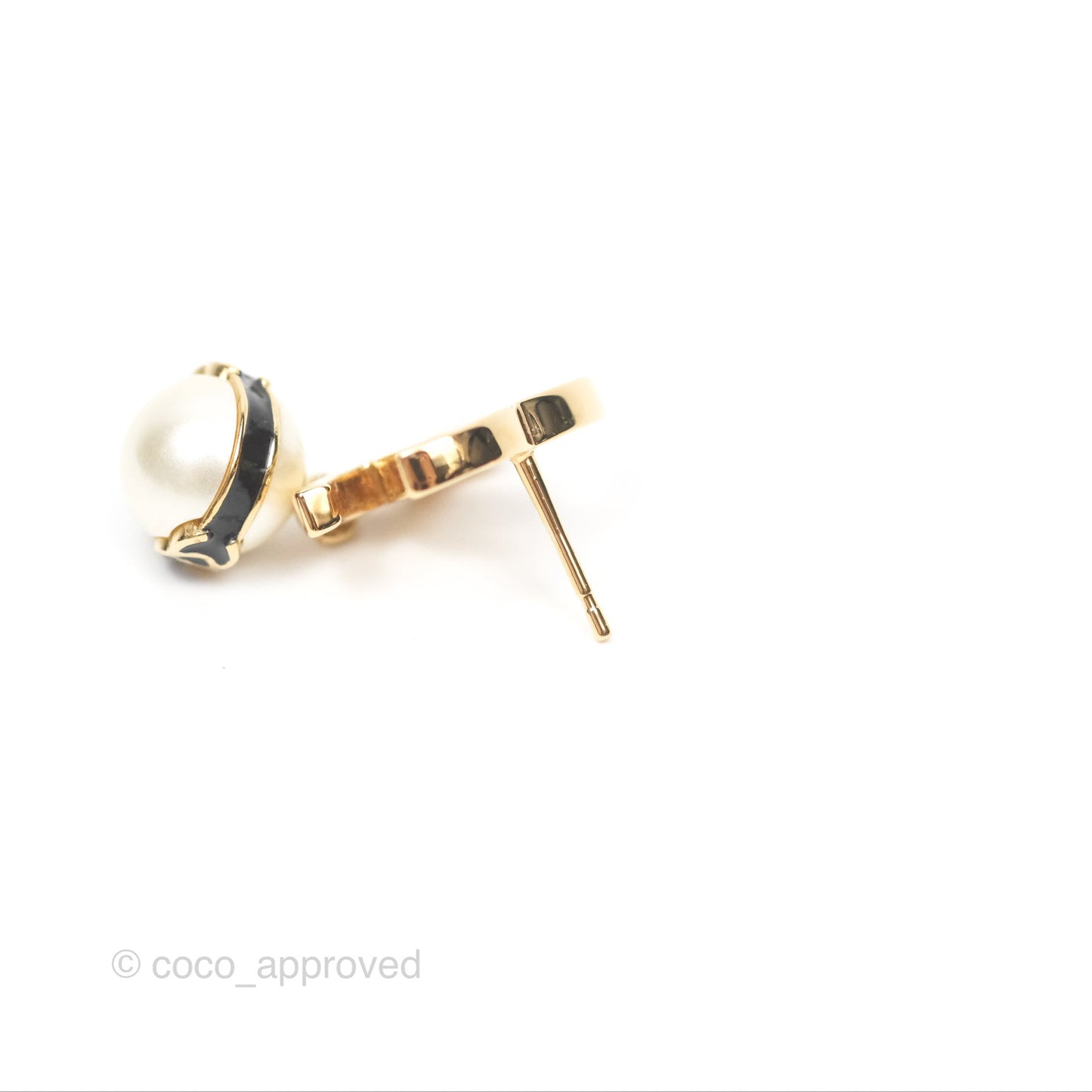Chanel CC Pearl Earrings Gold Tone 24S