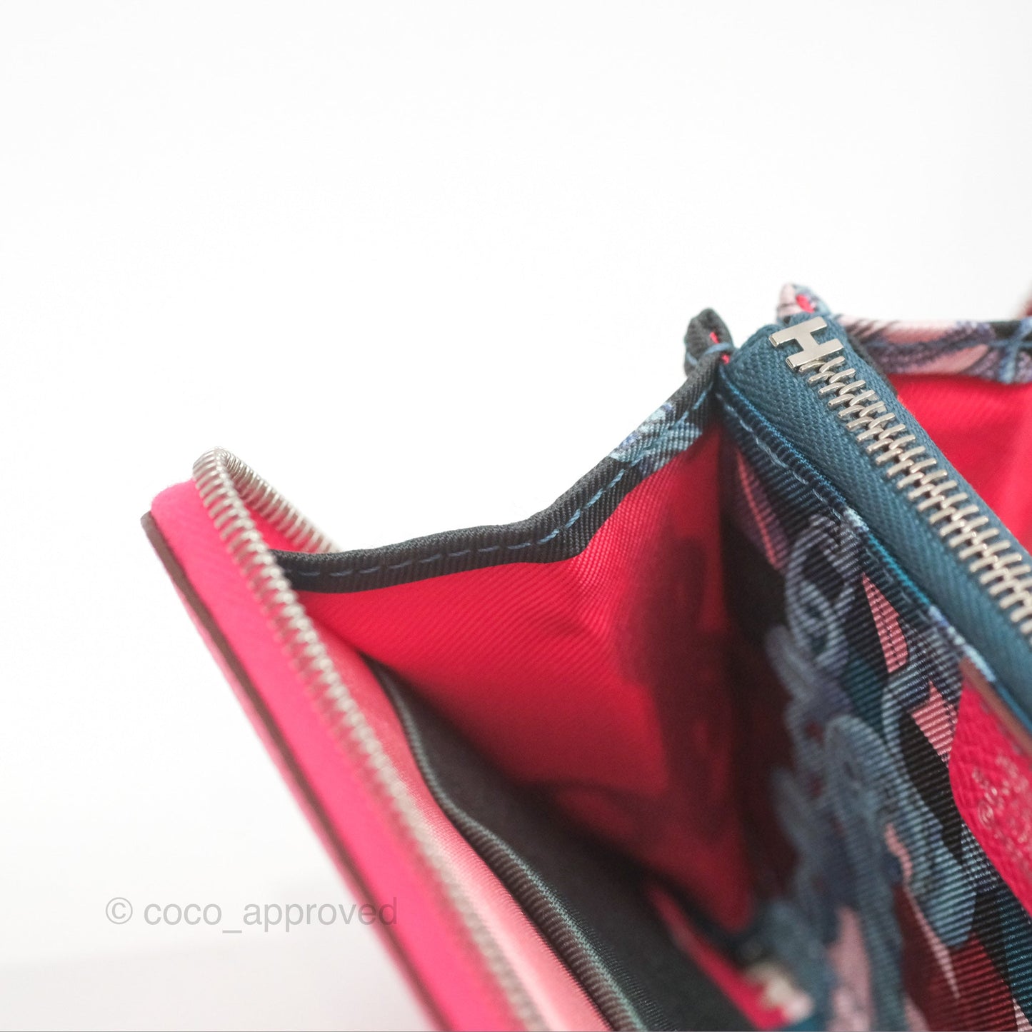 Hermès Silk In Compact Wallet Rose Extreme/ Colvert Epsom