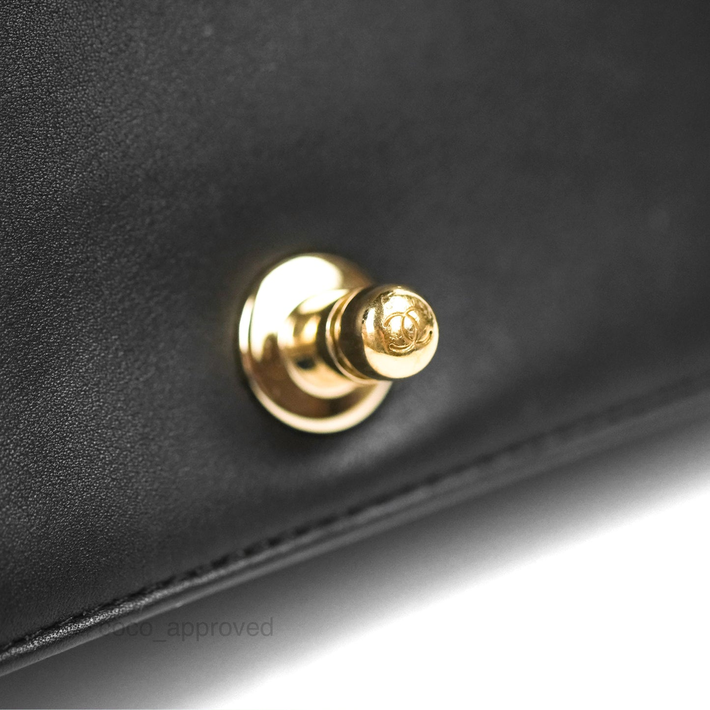 Chanel Medium Boy Chevron Black Calfskin Gold Hardware
