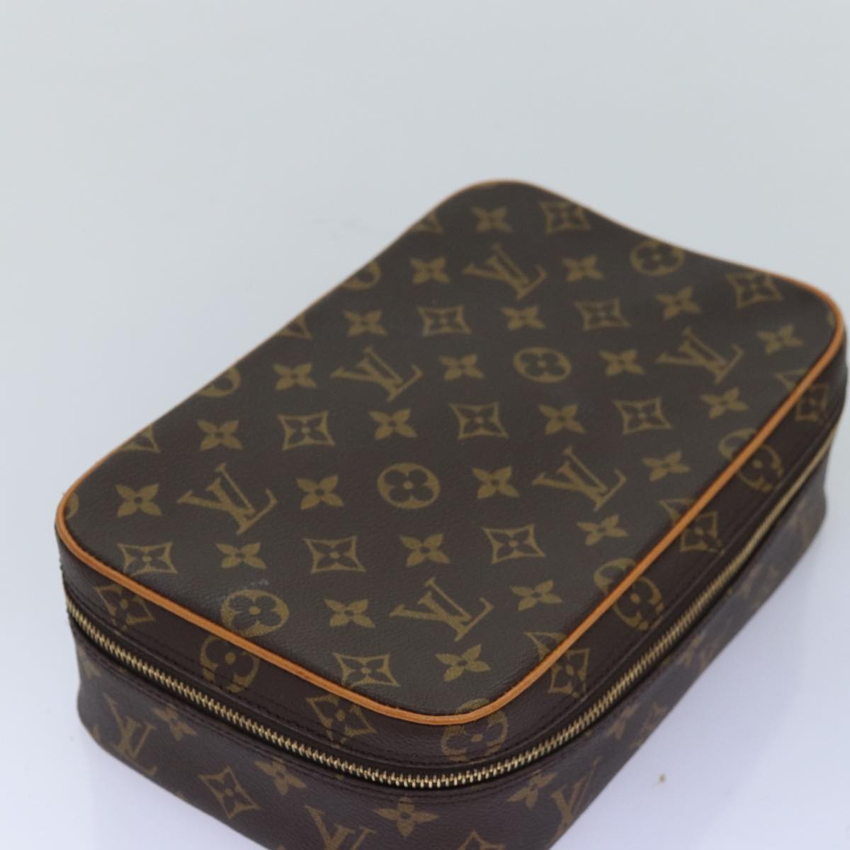 LOUIS VUITTON Monogram Trousse Boite Cosmetic Pouch M47640 LV 74906