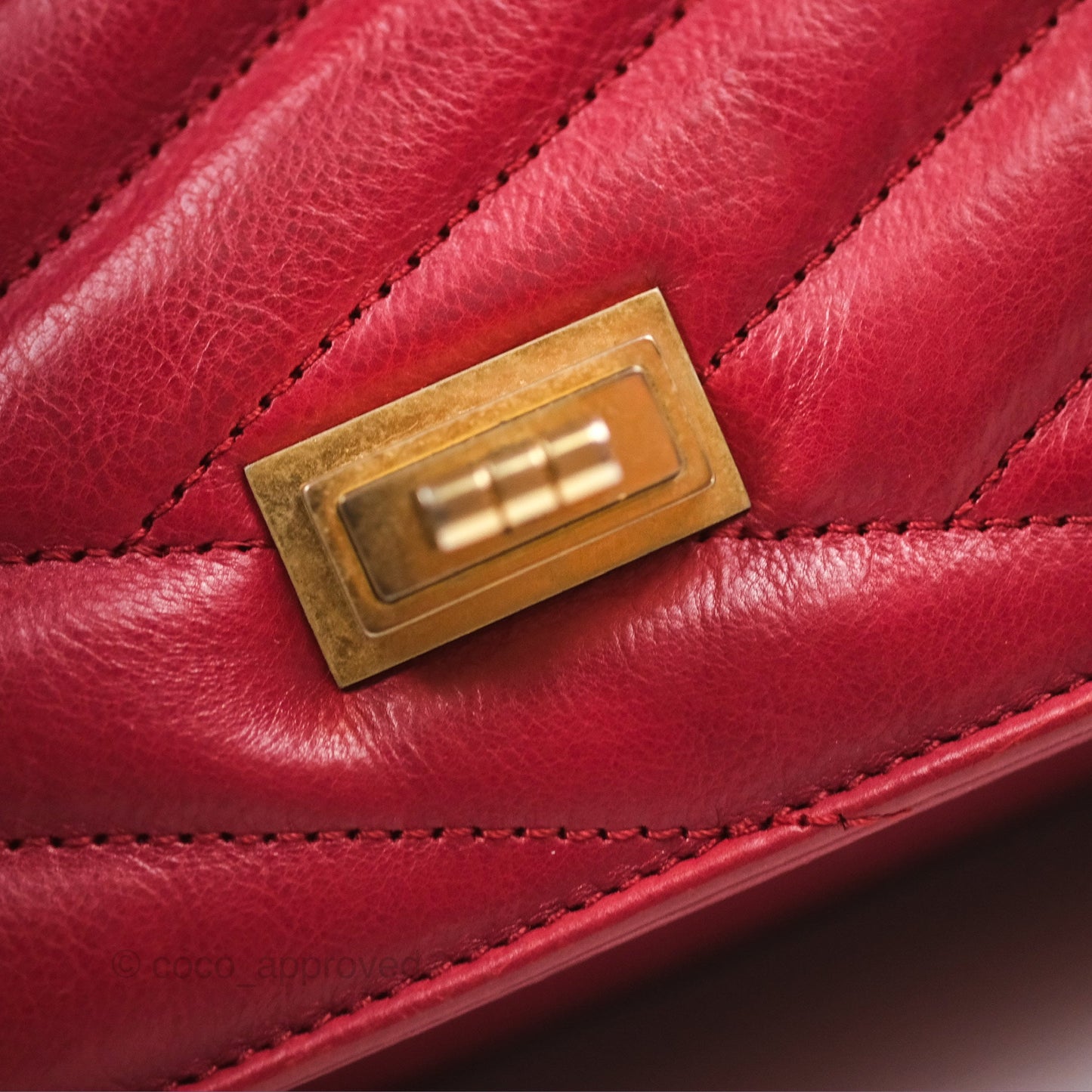 Chanel Chevron Shoulder Bag Red Calfskin Aged Gold Hardware