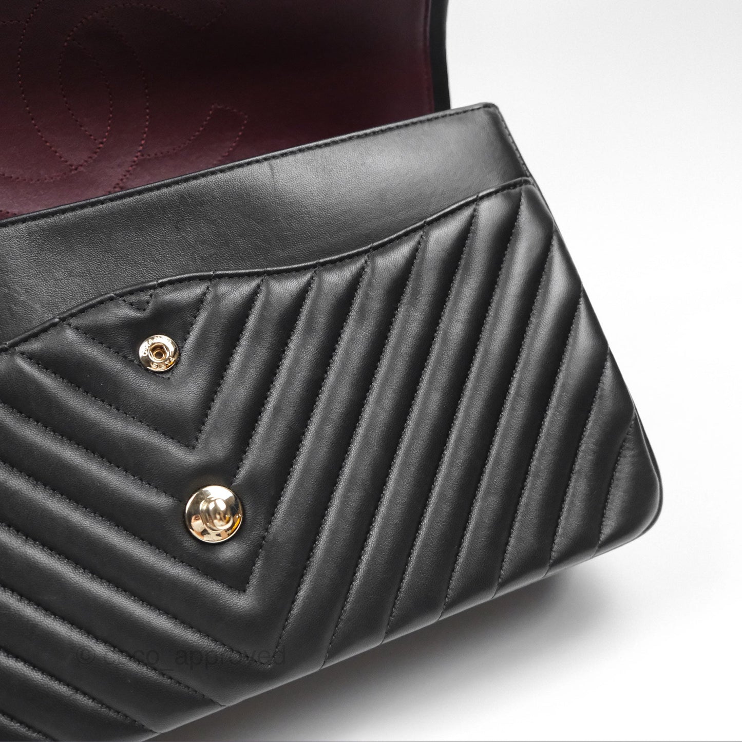 Chanel Chevron Jumbo Double Flap Black Lambskin Gold Hardware⁣⁣