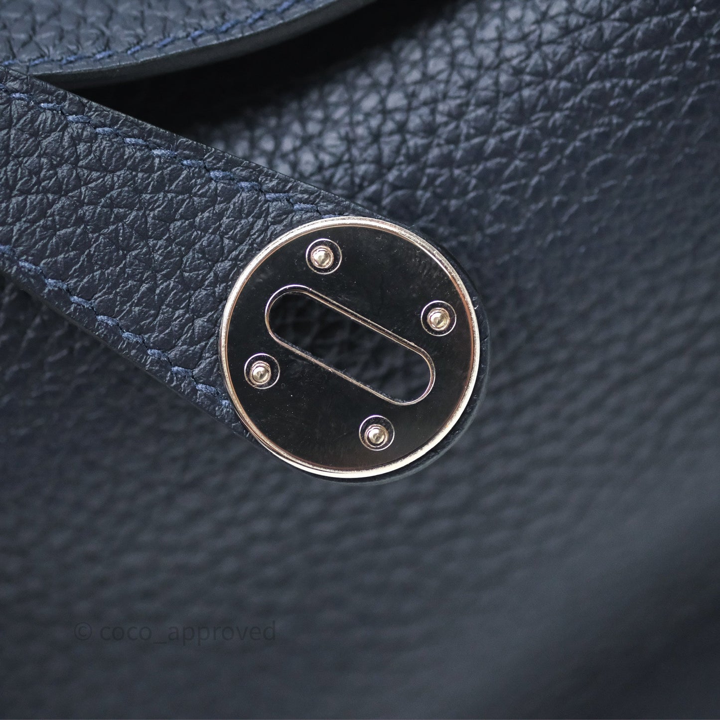 Hermès Lindy 26 Bleu Nuit 2Z Taurillon Clemence Palladium Hardware