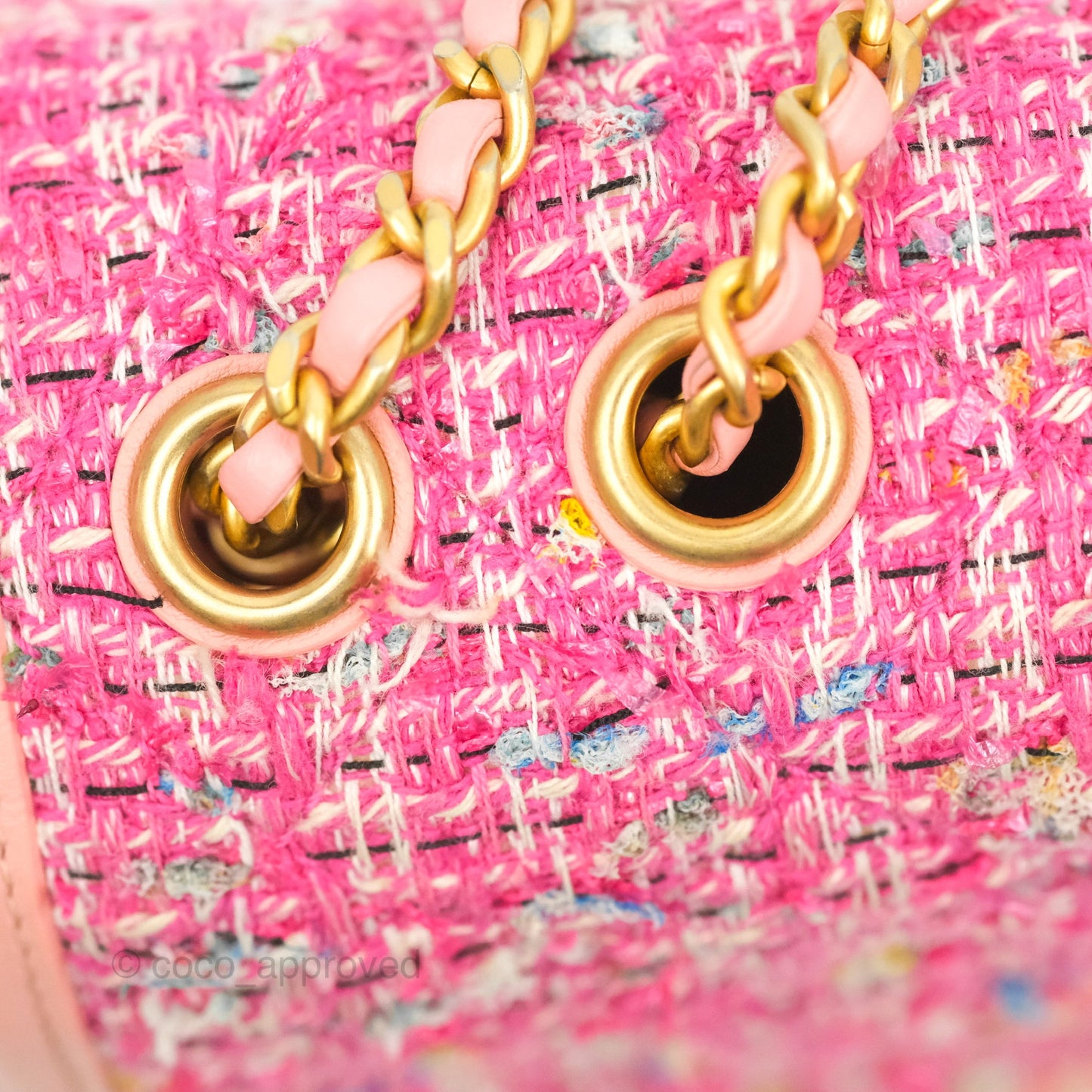 Chanel Quilted Small CC Filigree Flap Pink Tweed