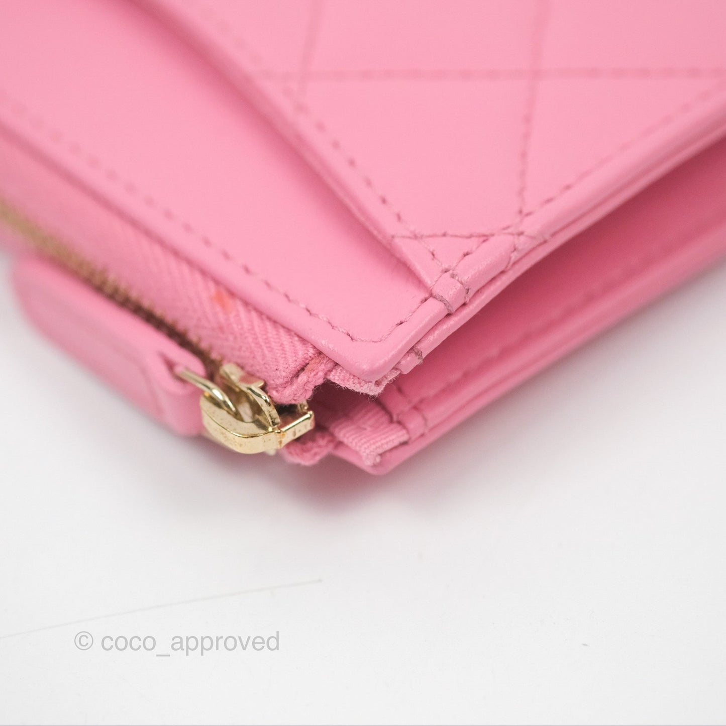 Chanel Quilted Zip Card Holder Pink Lambskin Gold Hardware 23S
