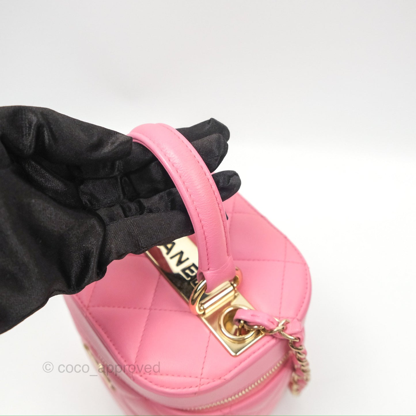 Chanel Small Quilted Top Handle Vanity Case Pink Lambskin Gold Hardware