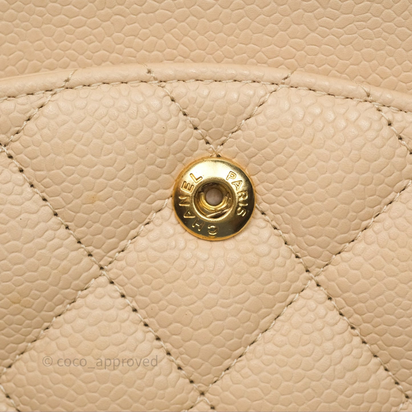 Chanel M/L Medium Classic Flap Quilted Beige Caviar Gold Hardware