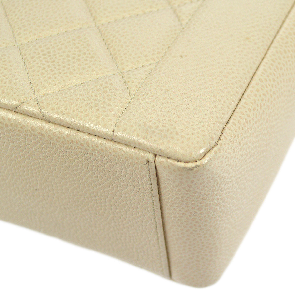 Luxury Chanel * 1996-1997 Tall Diana Flap Medium Ivory Caviar