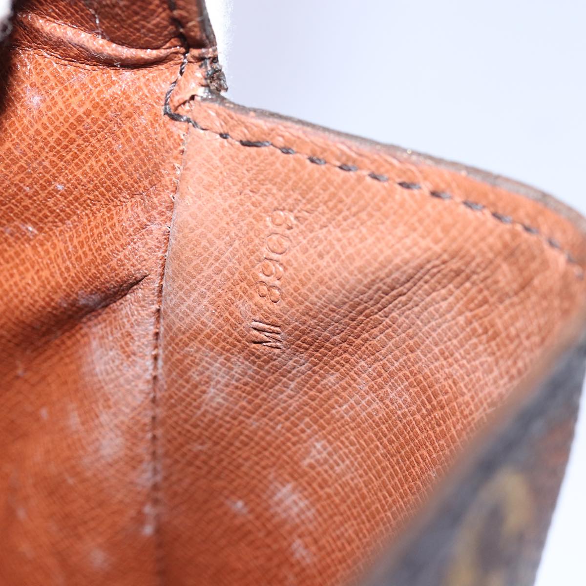 LOUIS VUITTON Monogram Saint Cloud MM Shoulder Bag M51243 LV 75029