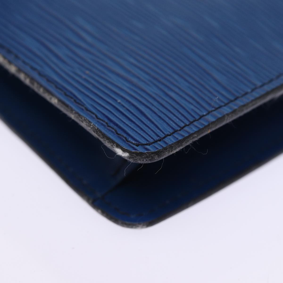 LOUIS VUITTON Epi Montaigne 23 Clutch Bag Blue M52665 LV 75039