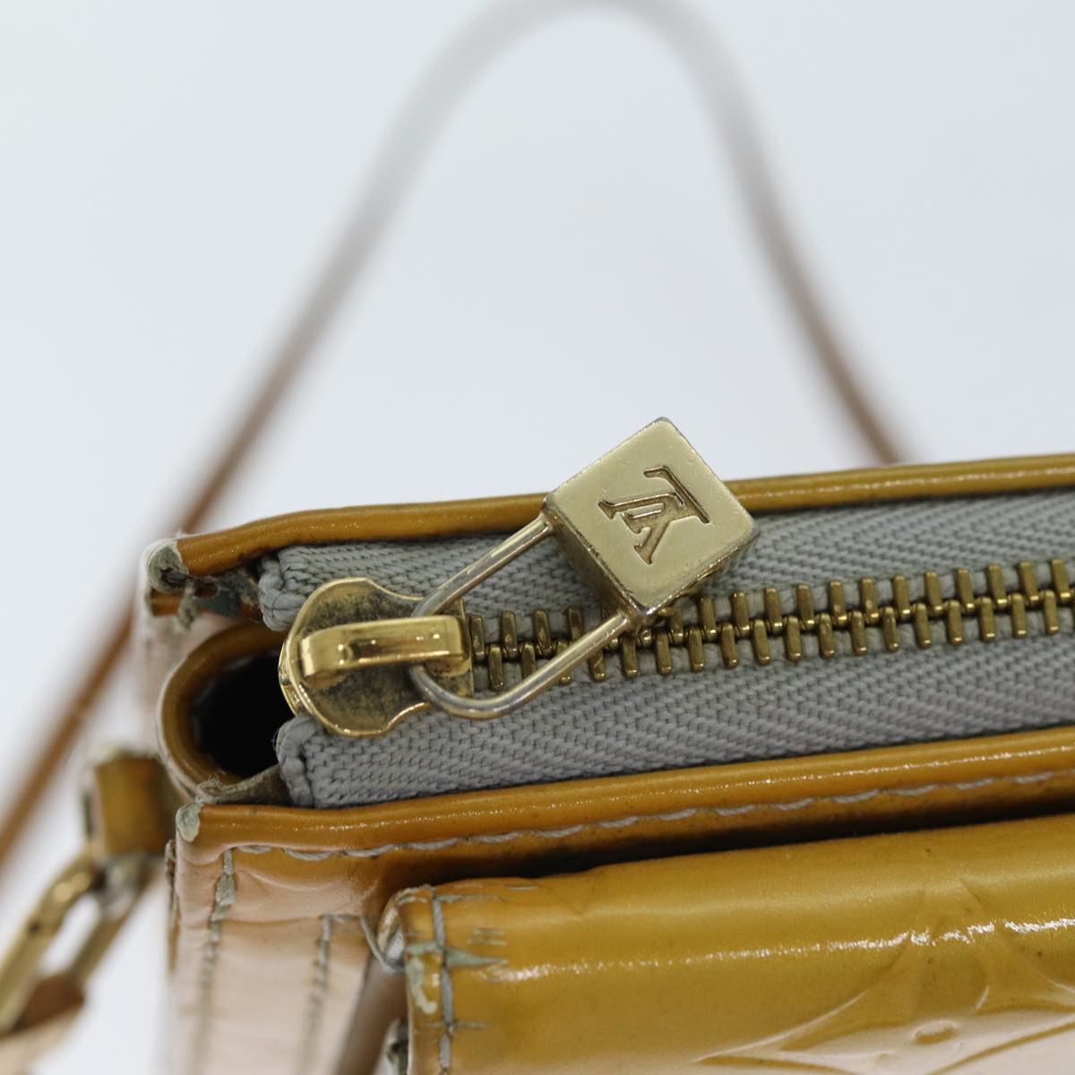 LOUIS VUITTON Monogram Vernis Motto Accessory Pouch Gris M91030 LV 75041