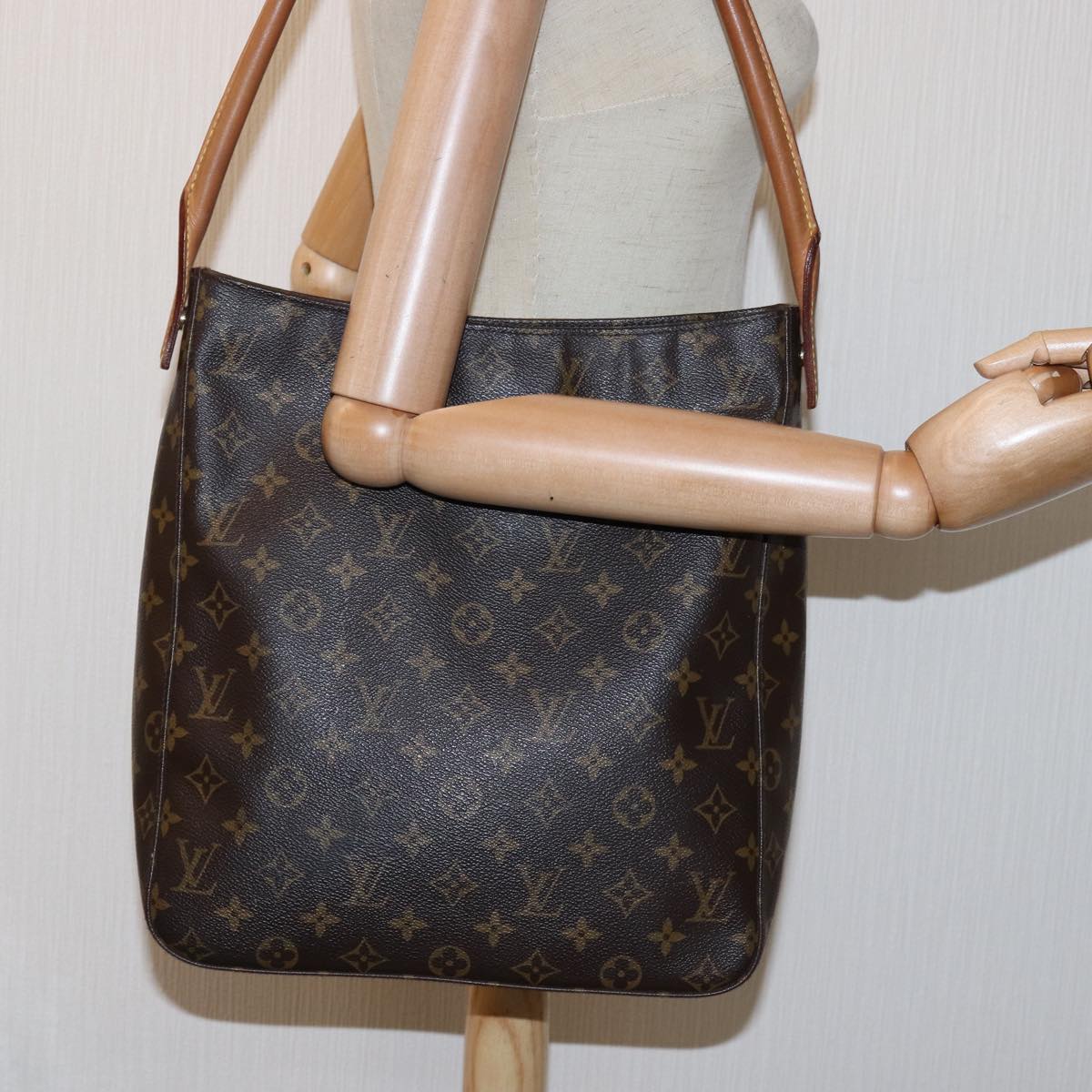 LOUIS VUITTON Monogram Looping GM Shoulder Bag M51145 LV 75087