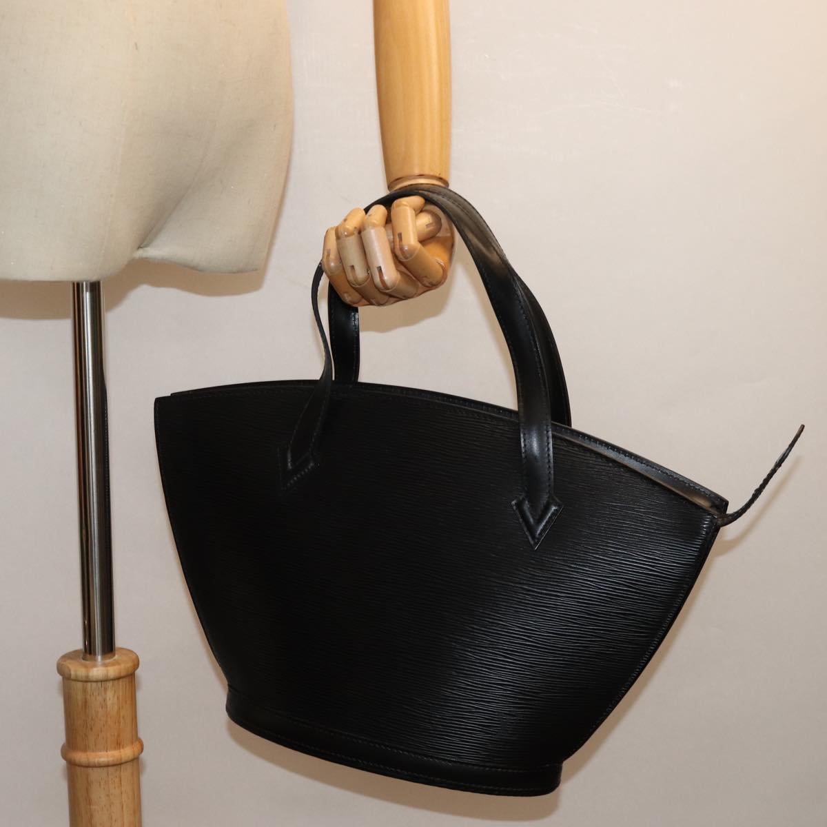 LOUIS VUITTON Epi Saint Jacques Hand Bag Black M52272 LV 75094