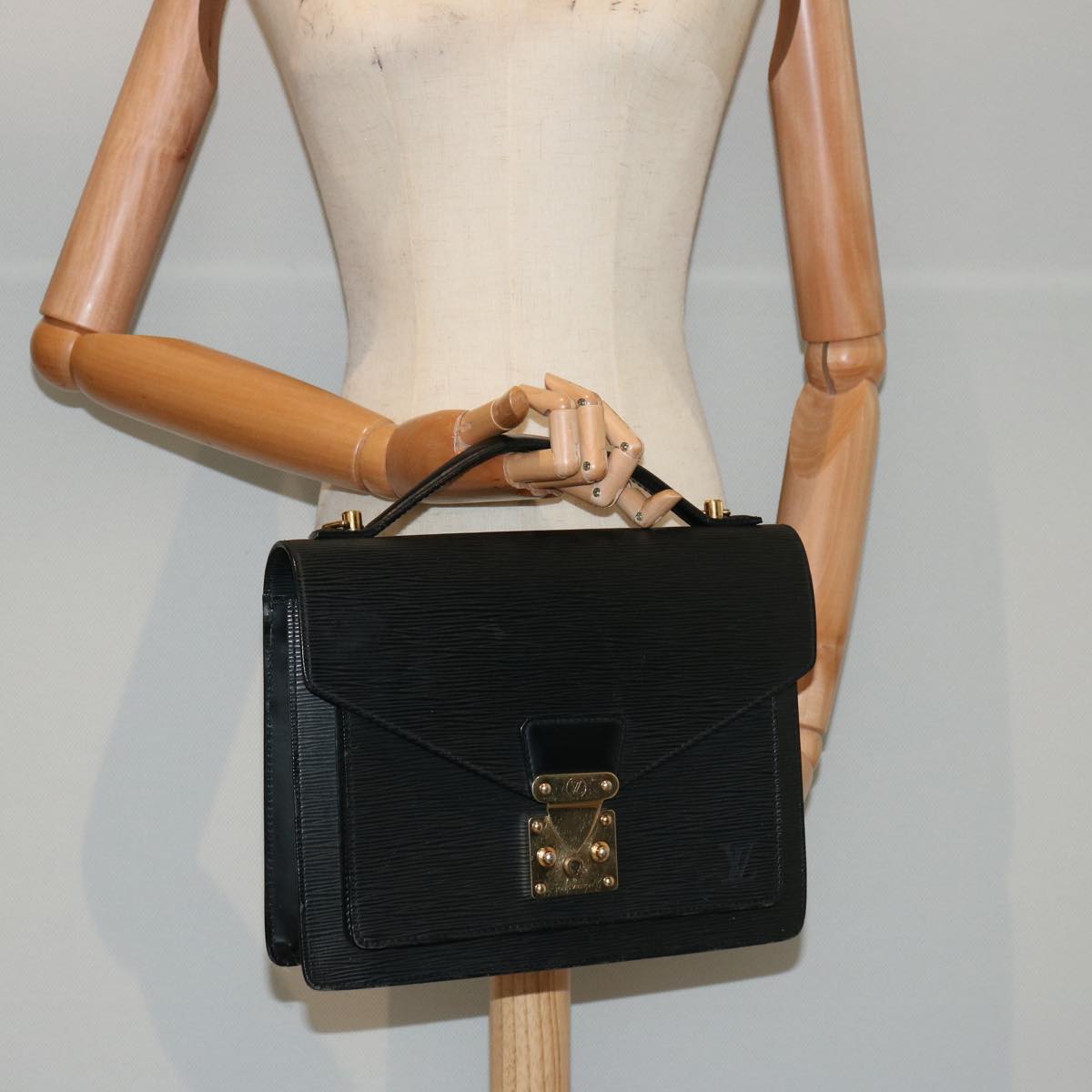 LOUIS VUITTON Epi Monceau 28 Hand Bag Black M52122 LV 75170