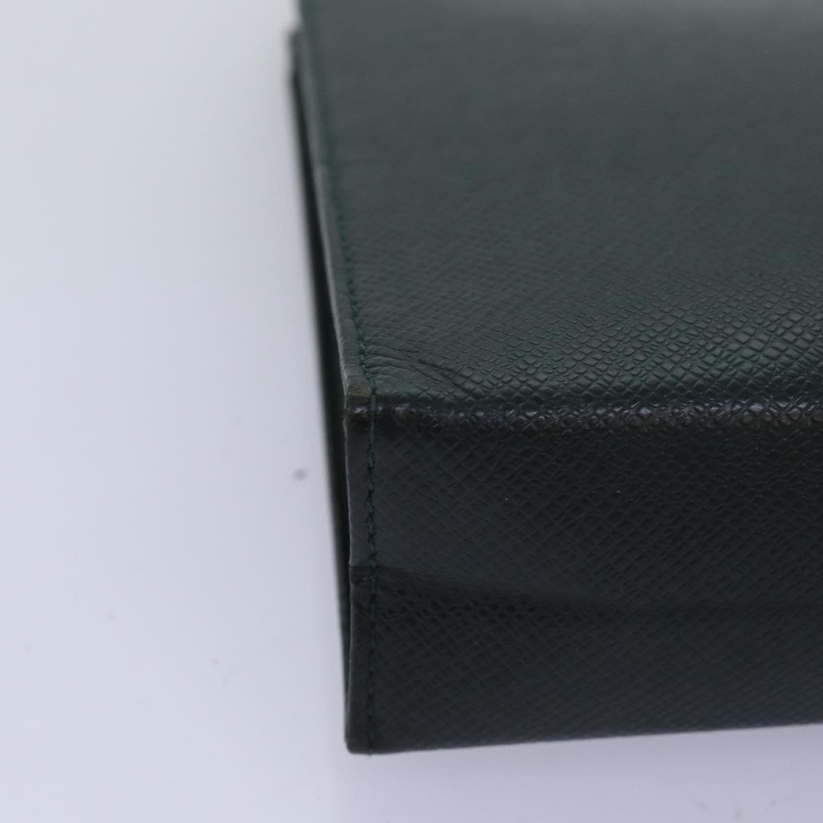 LOUIS VUITTON Taiga Pochette Voyage MM Clutch Bag Epicea LV 75171