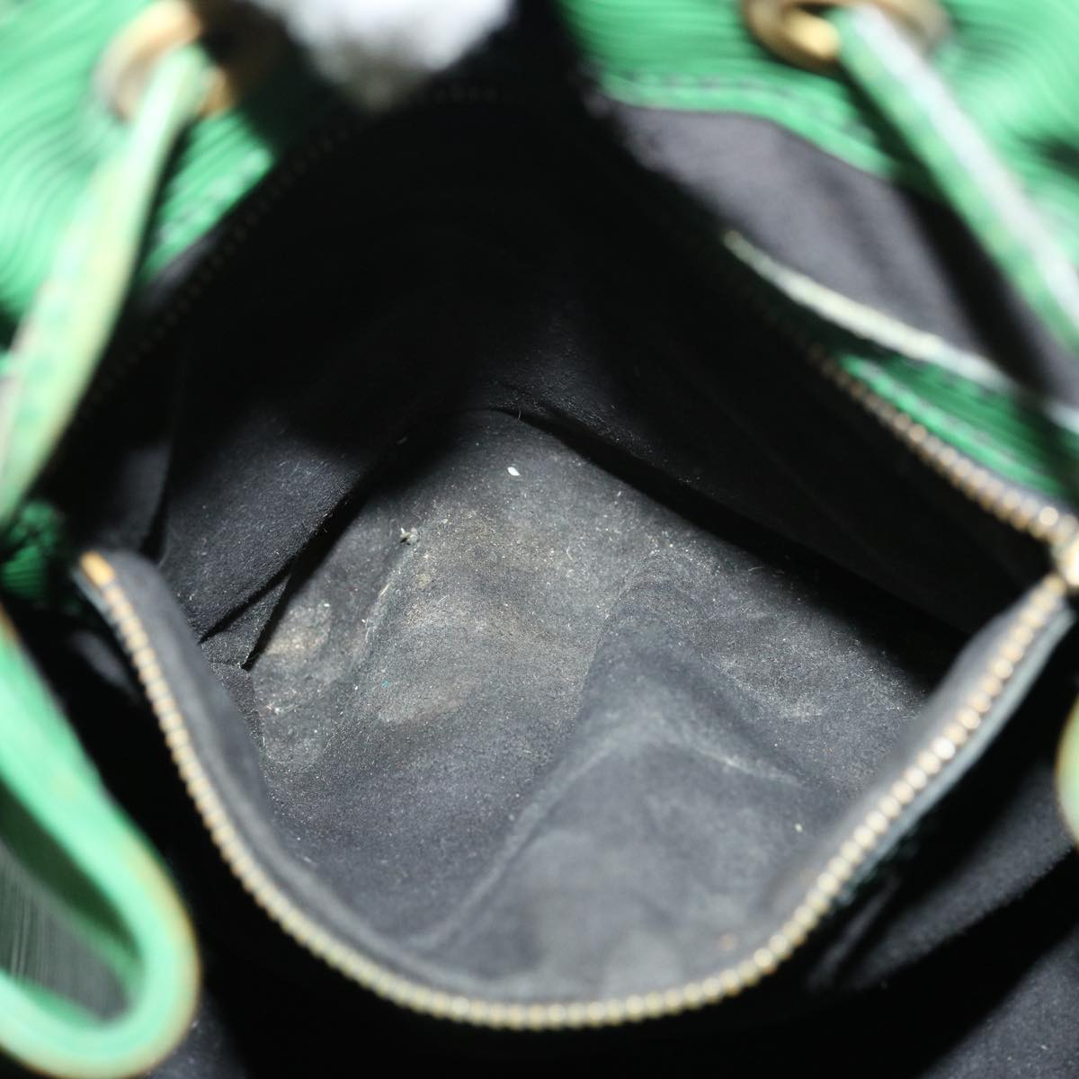 LOUIS VUITTON Epi Petit Noe Shoulder Bag Green M44104 LV 75182