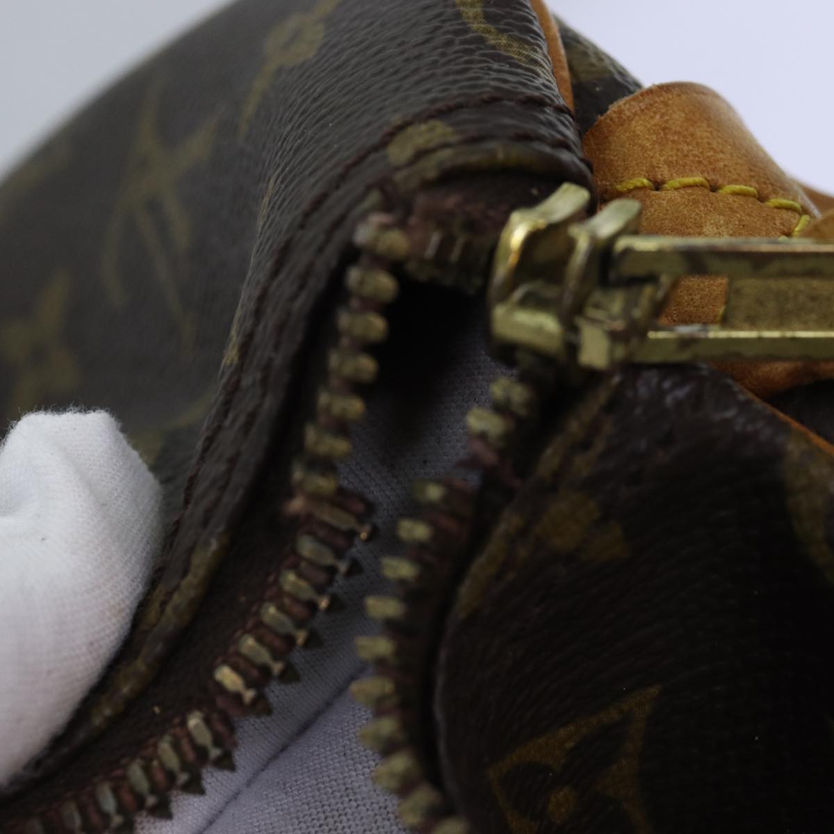 LOUIS VUITTON Monogram Speedy 30 Hand Bag M41526 LV 75205