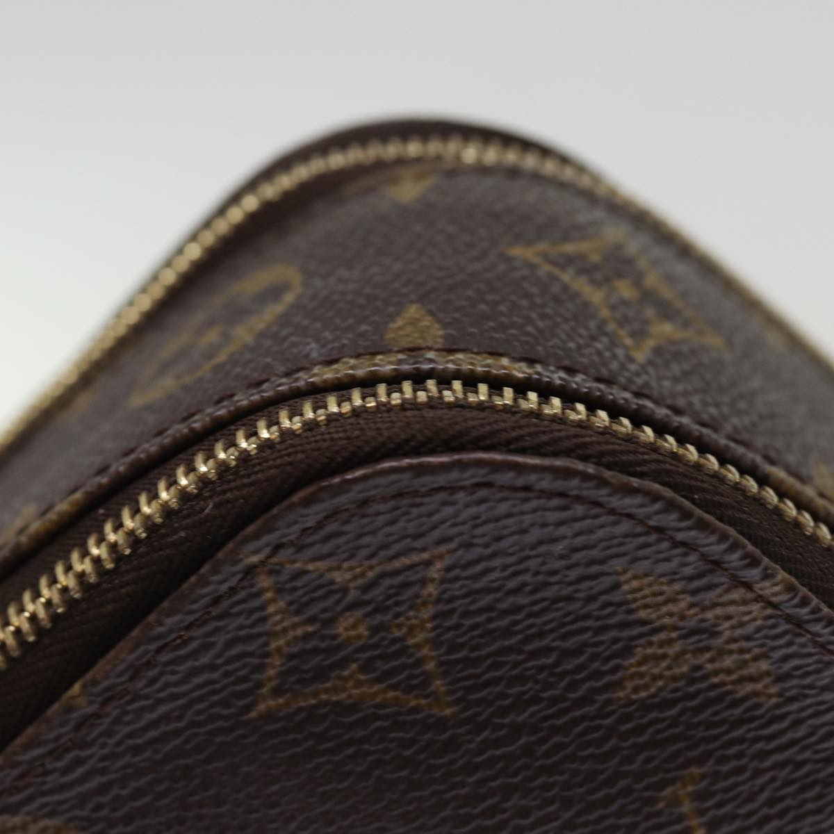 LOUIS VUITTON Monogram Trousse Brush MG Cosmetic Pouch M47505 LV 75252